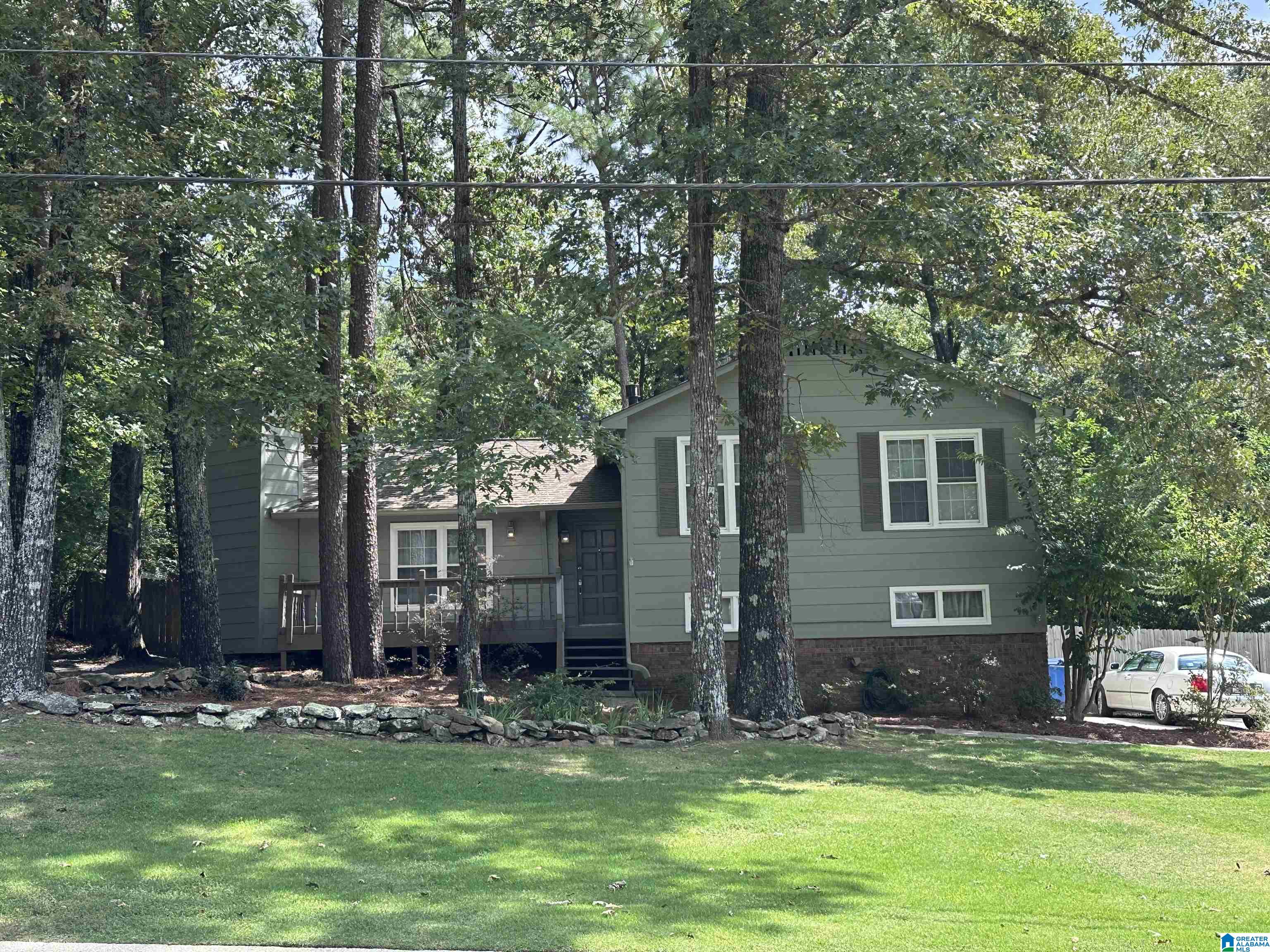 127 TOP O TREE LANE