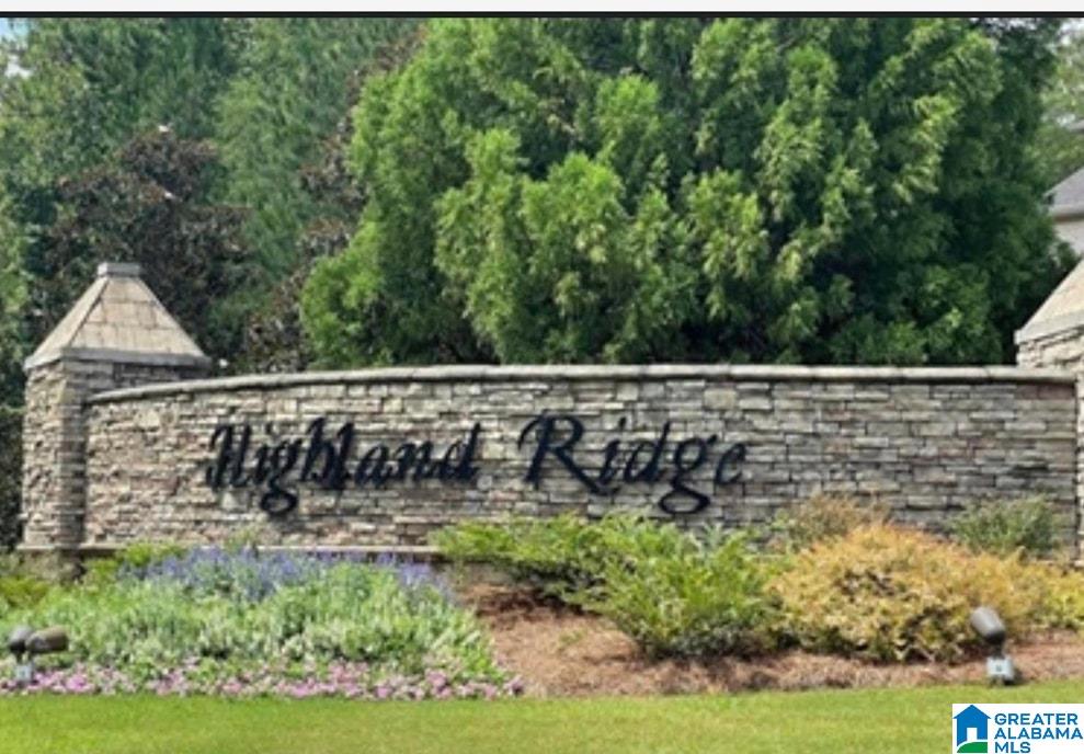 304 HIGHLAND RIDGE COURT