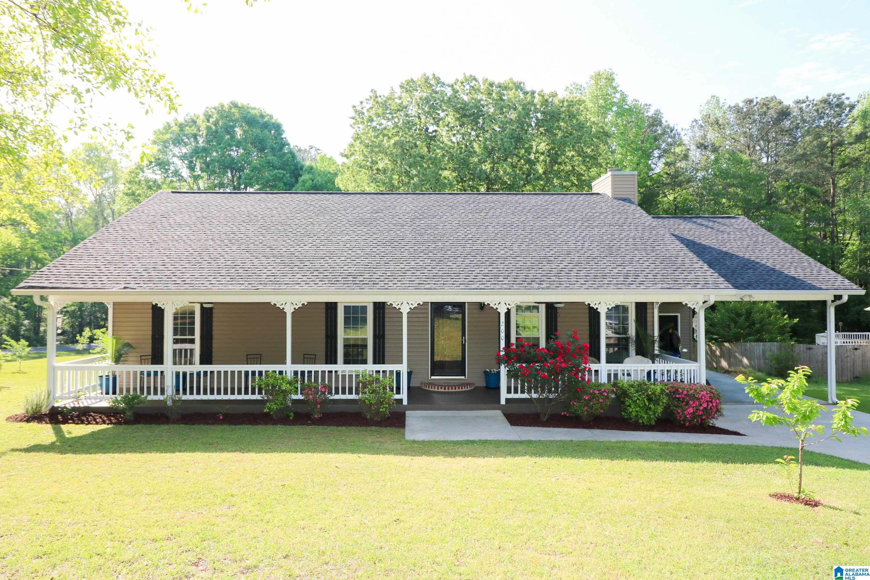 200 MAPLEWOOD CIRCLE