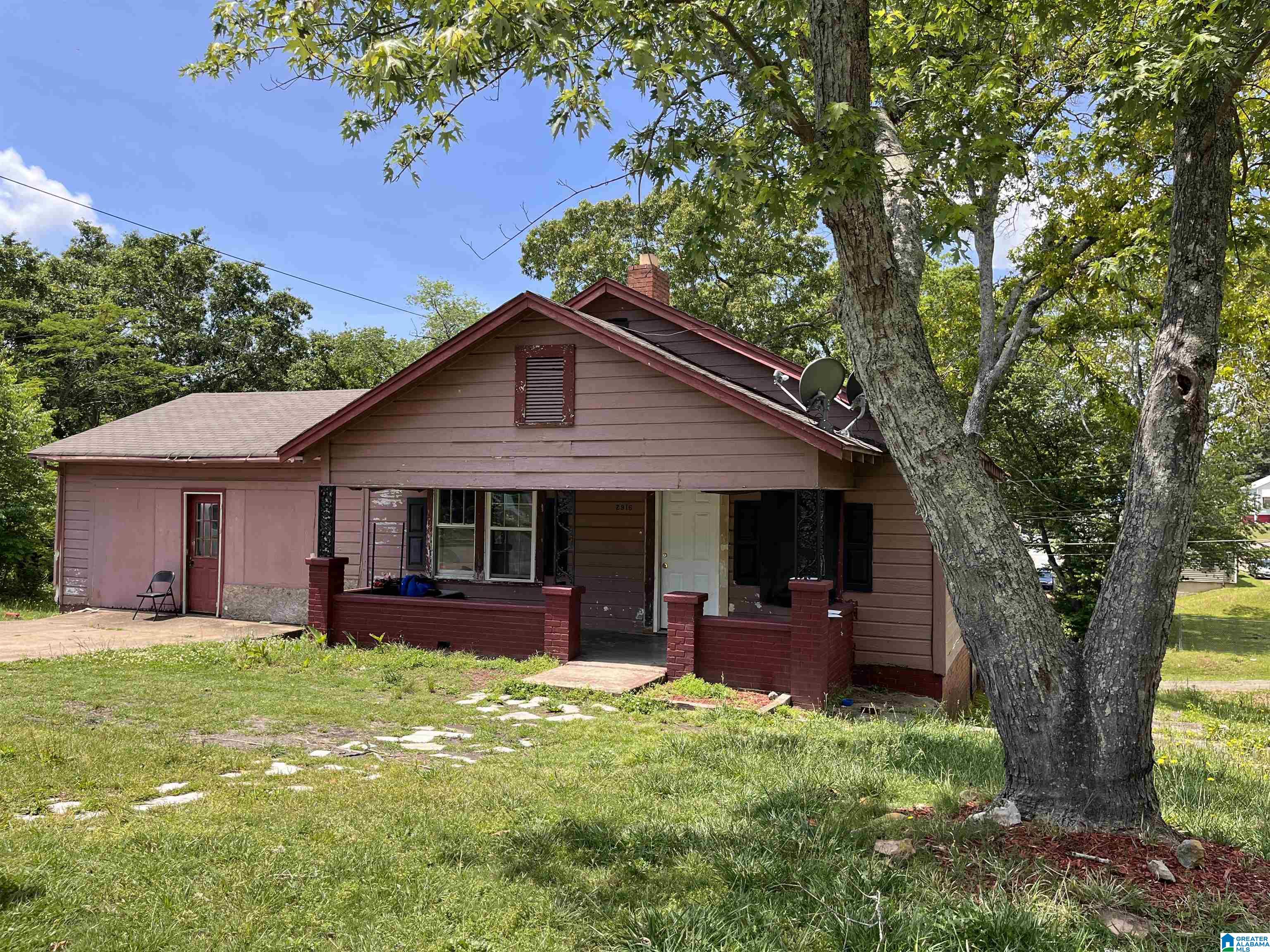 Homes for sale in Anniston, AL | 2916 Gurnee Avenue, Anniston, AL 36201 | MLS# 21428866