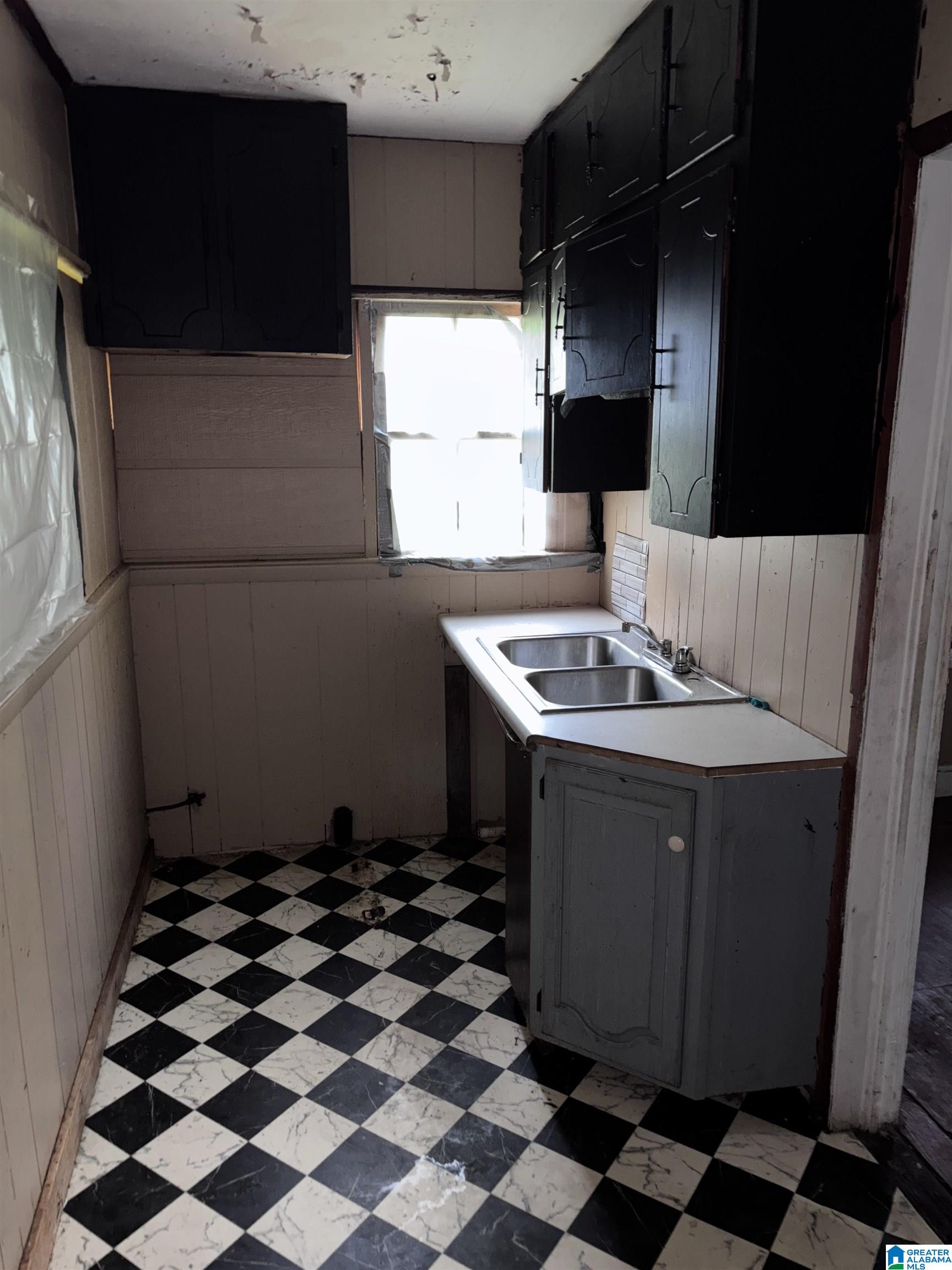 Homes for sale in Anniston, AL | 2916 Gurnee Avenue, Anniston, AL 36201 | MLS# 21428866