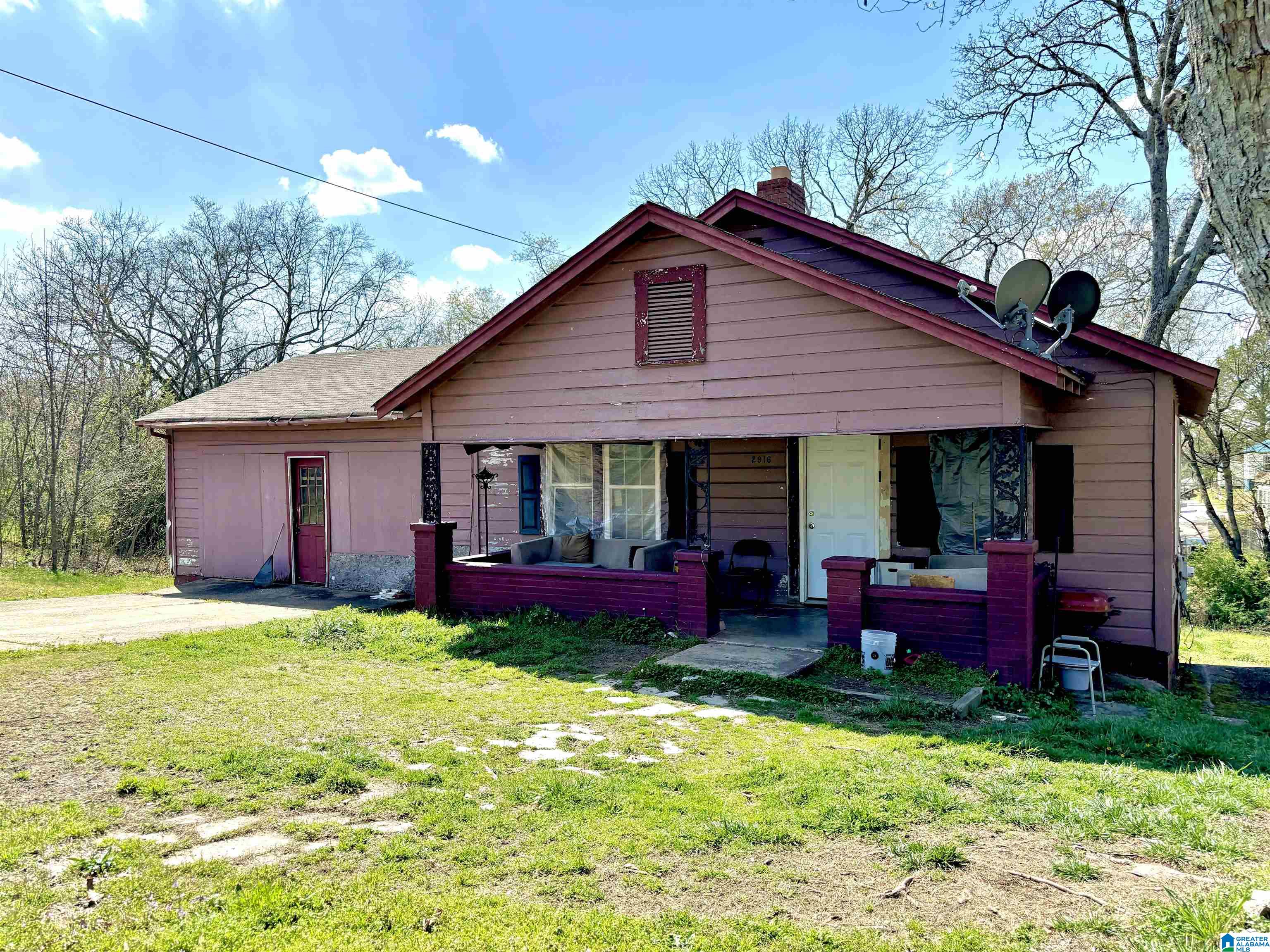 Homes for sale in Anniston, AL | 2916 Gurnee Avenue, Anniston, AL 36201 | MLS# 21428866