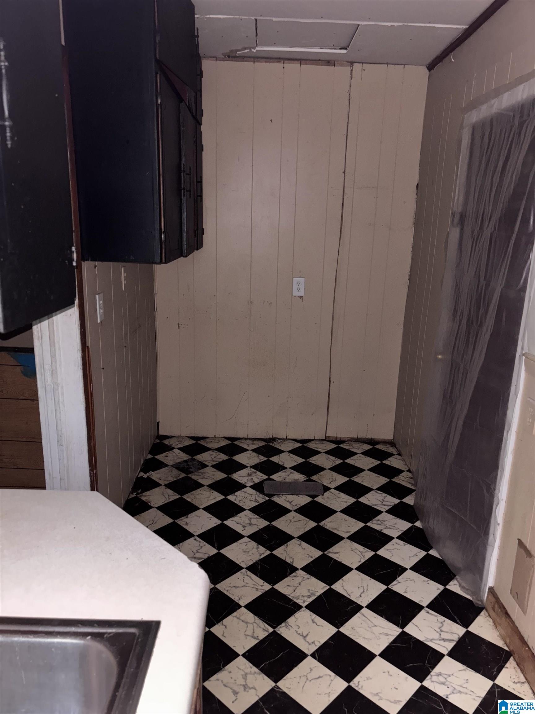 Homes for sale in Anniston, AL | 2916 Gurnee Avenue, Anniston, AL 36201 | MLS# 21428866