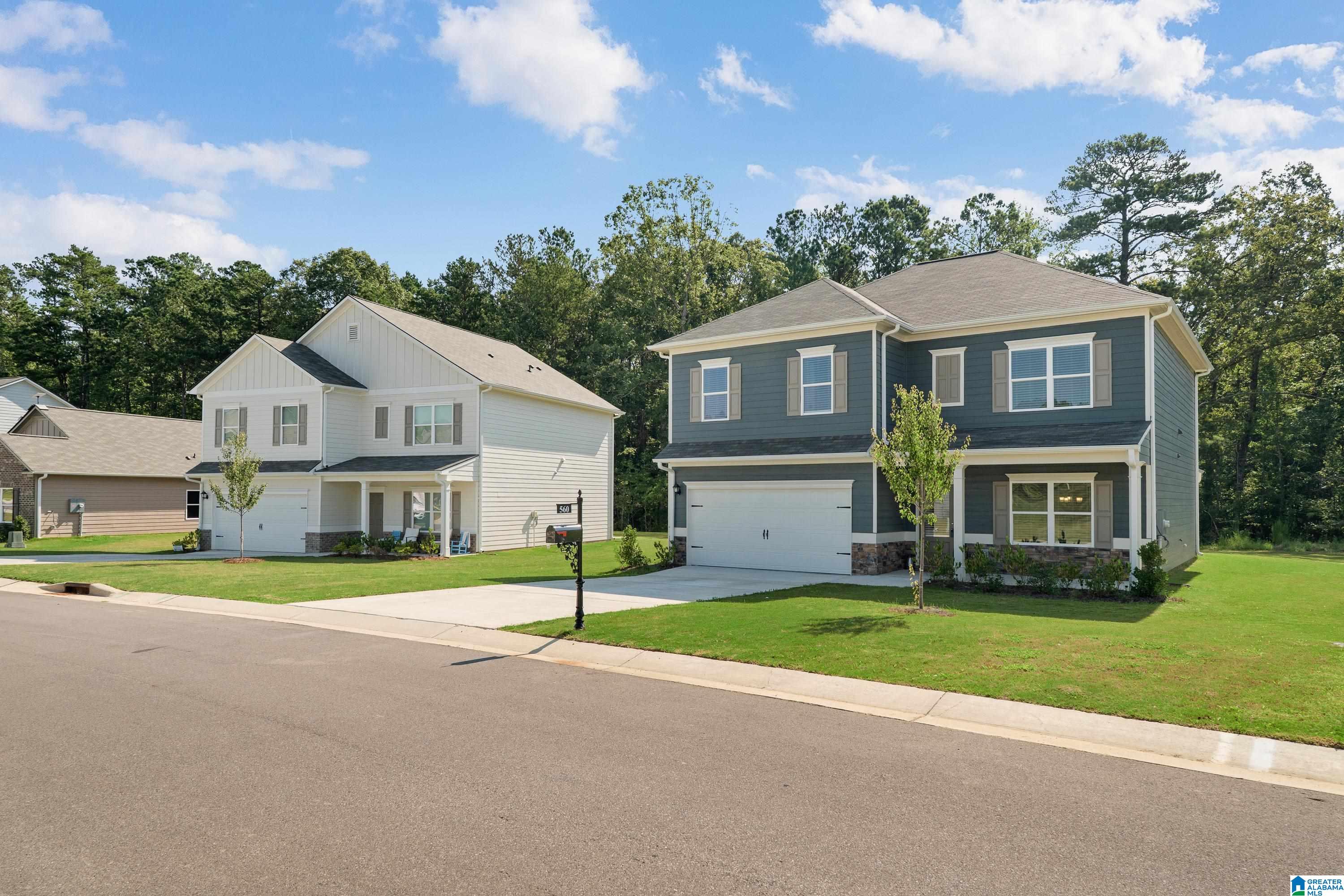 560 RIDGE CIRCLE