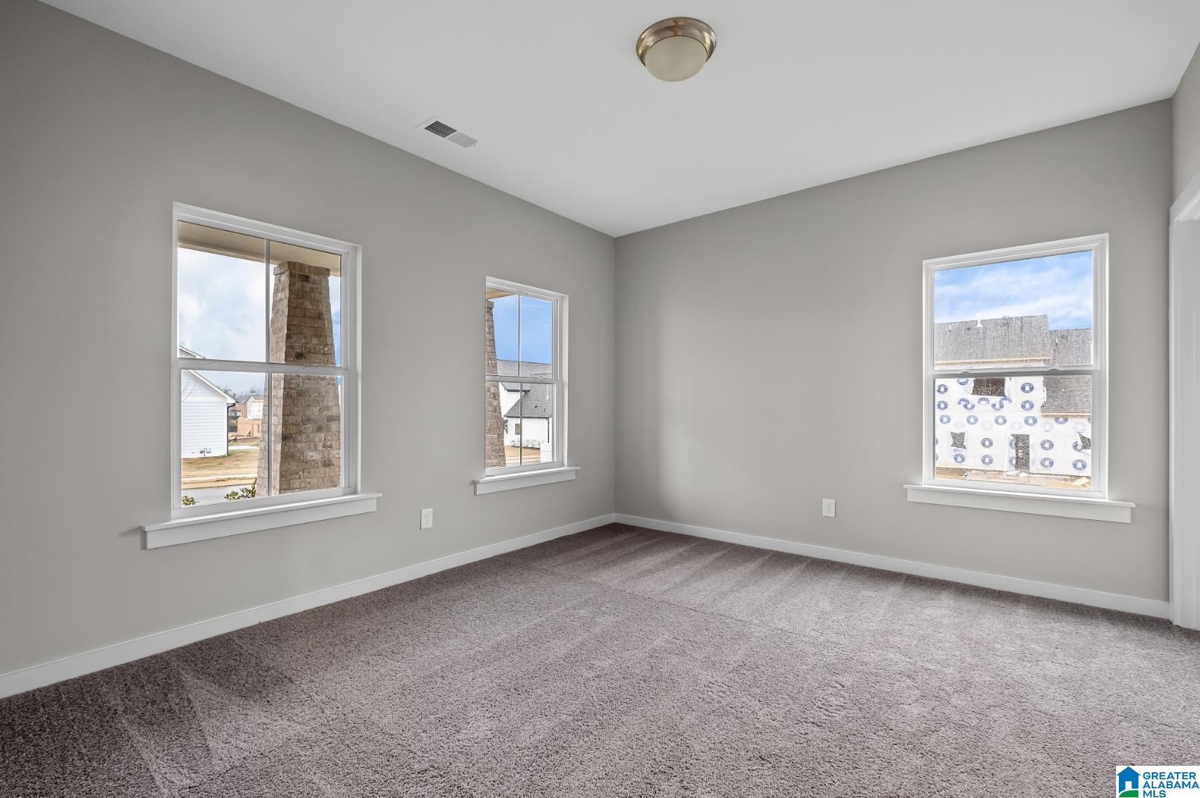 Homes for sale in Sterrett, AL | 101 Townmoor Lane, Sterrett, AL 35147 | MLS# 21429412