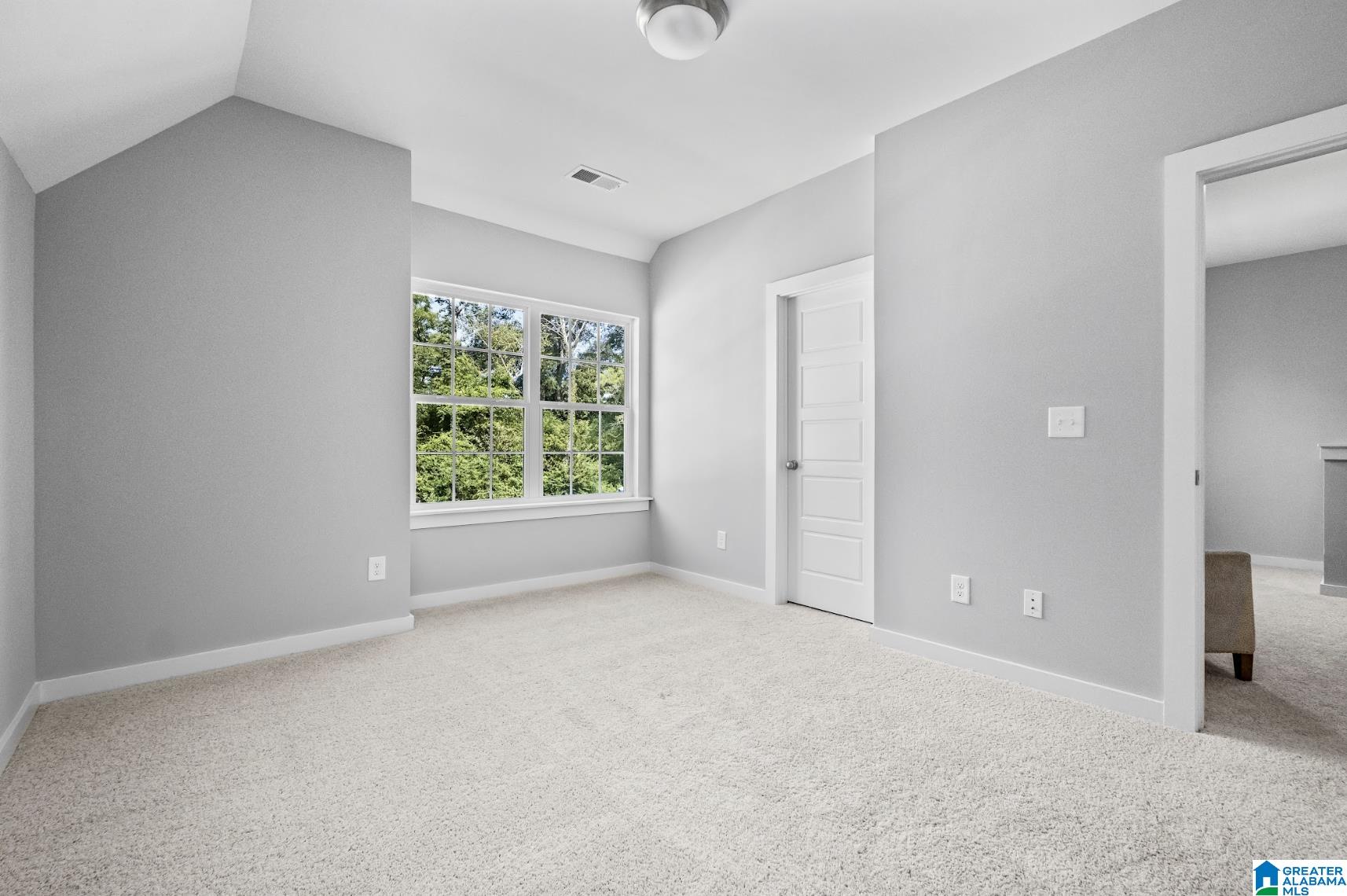 Homes for sale in Sterrett, AL | 105 Townmoor Lane, Sterrett, AL 35147 | MLS# 21429416