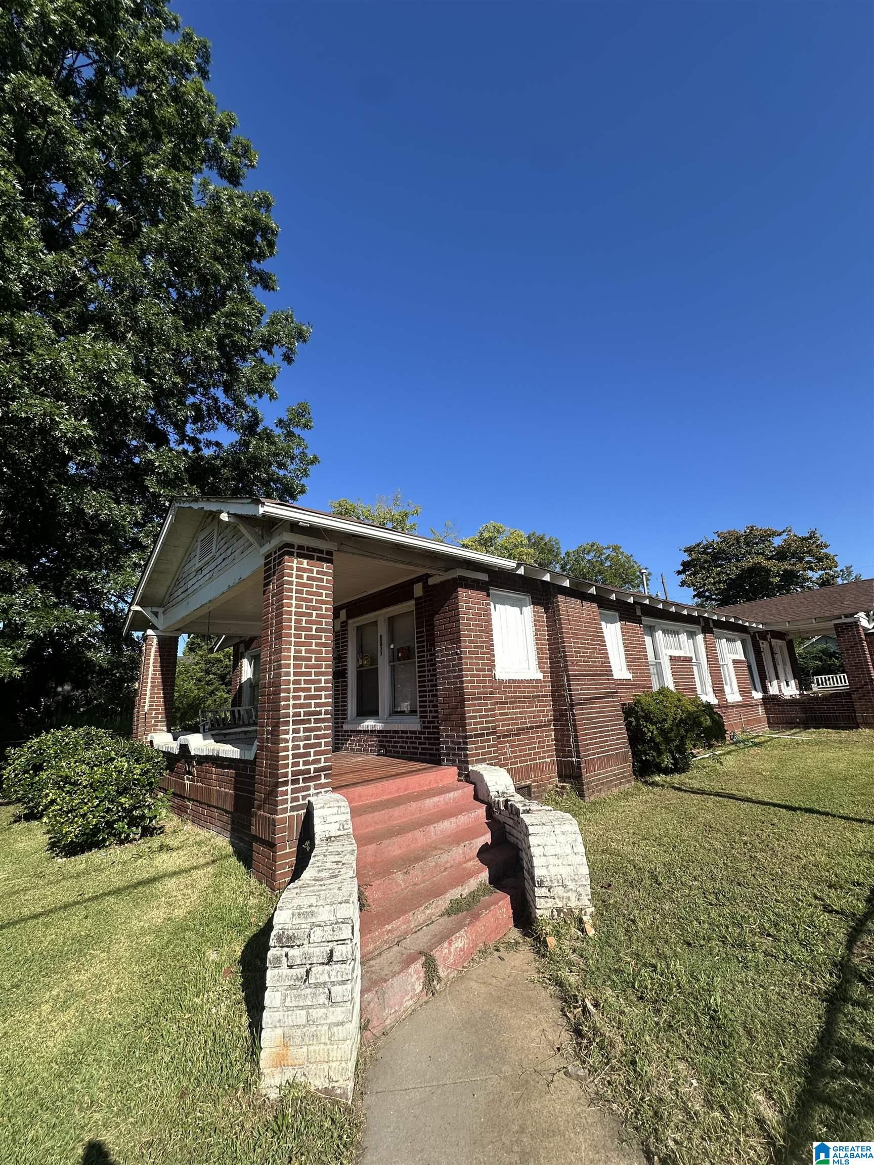 Homes for sale in Birmingham, AL | 1100 4Th Avenue W, Birmingham, AL 35204 | MLS# 21429430
