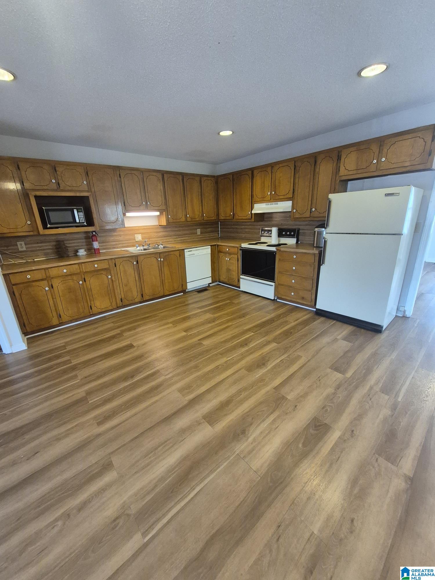 Homes for sale in Clanton, AL | 1710 Greenwood Avenue, Clanton, AL 35045 | MLS# 21429633