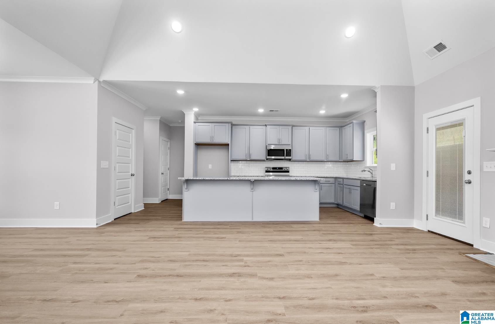 Homes for sale in Sterrett, AL | 413 Gateshead Dr, Sterrett, AL 35147 | MLS# 21429676