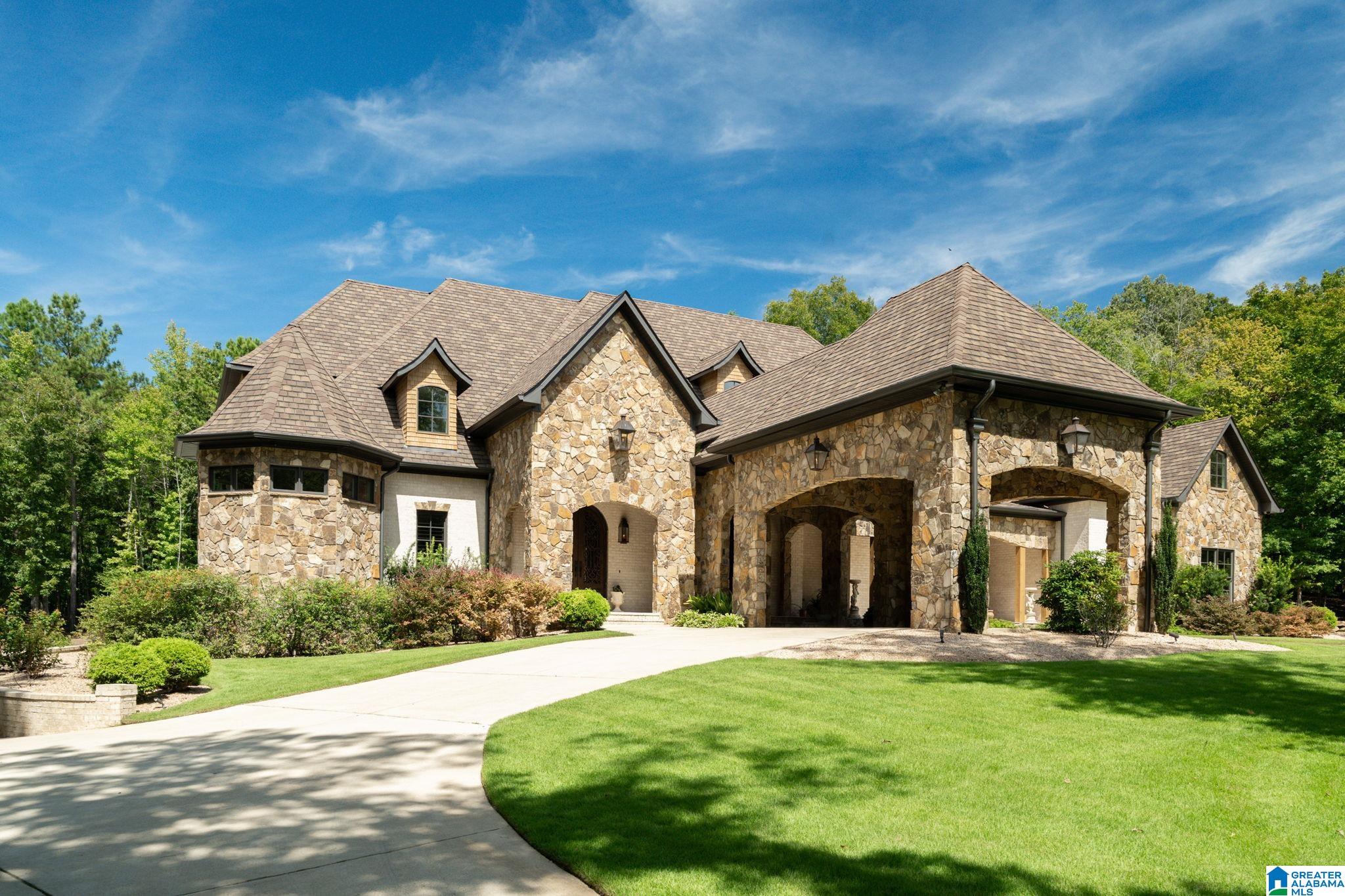 Homes for sale in Indian Springs Village, AL | 107 Cahaba Oaks Lane, Indian Springs Village, AL 35124 | MLS# 21429768