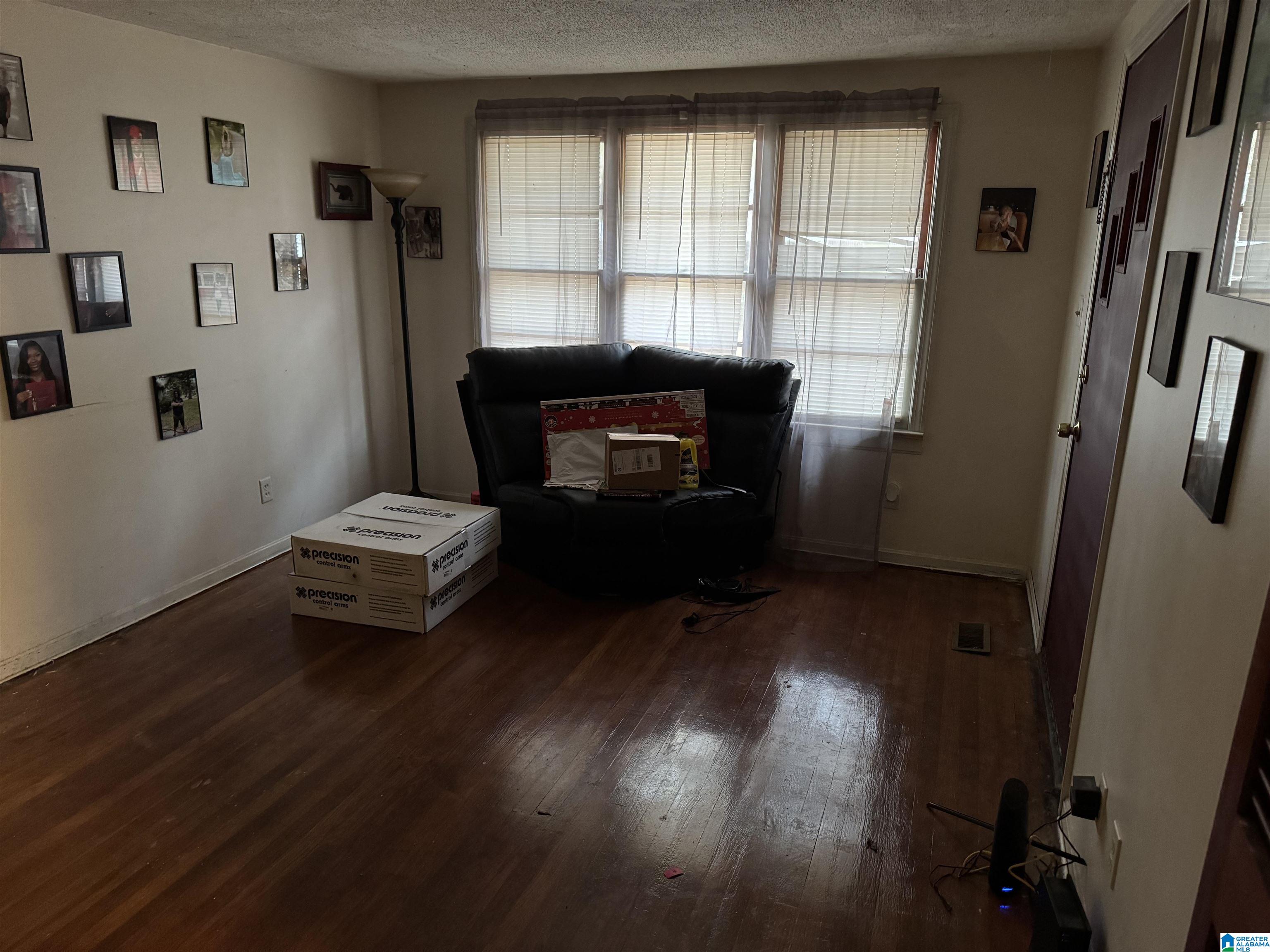 Homes for sale in Midfield, AL | 215 2nd Avenue, Midfield, AL 35228 | MLS# 21429777