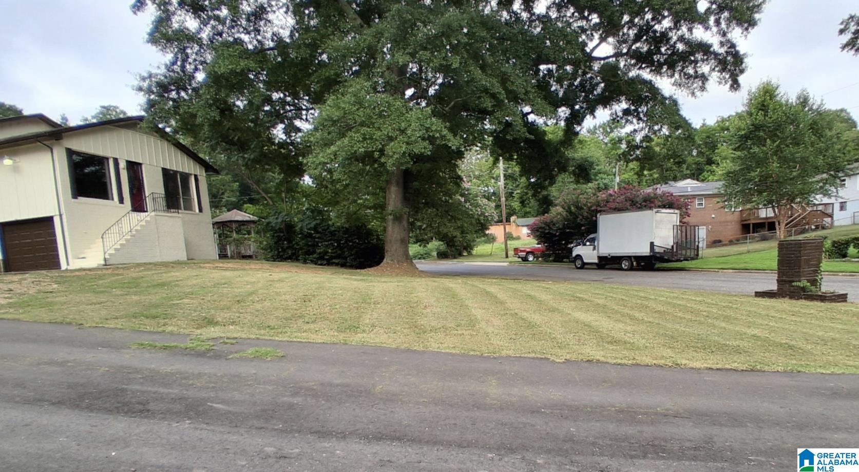 Homes for sale in Birmingham, AL | 6812 68th Street S, Birmingham, AL 35212 | MLS# 21429825