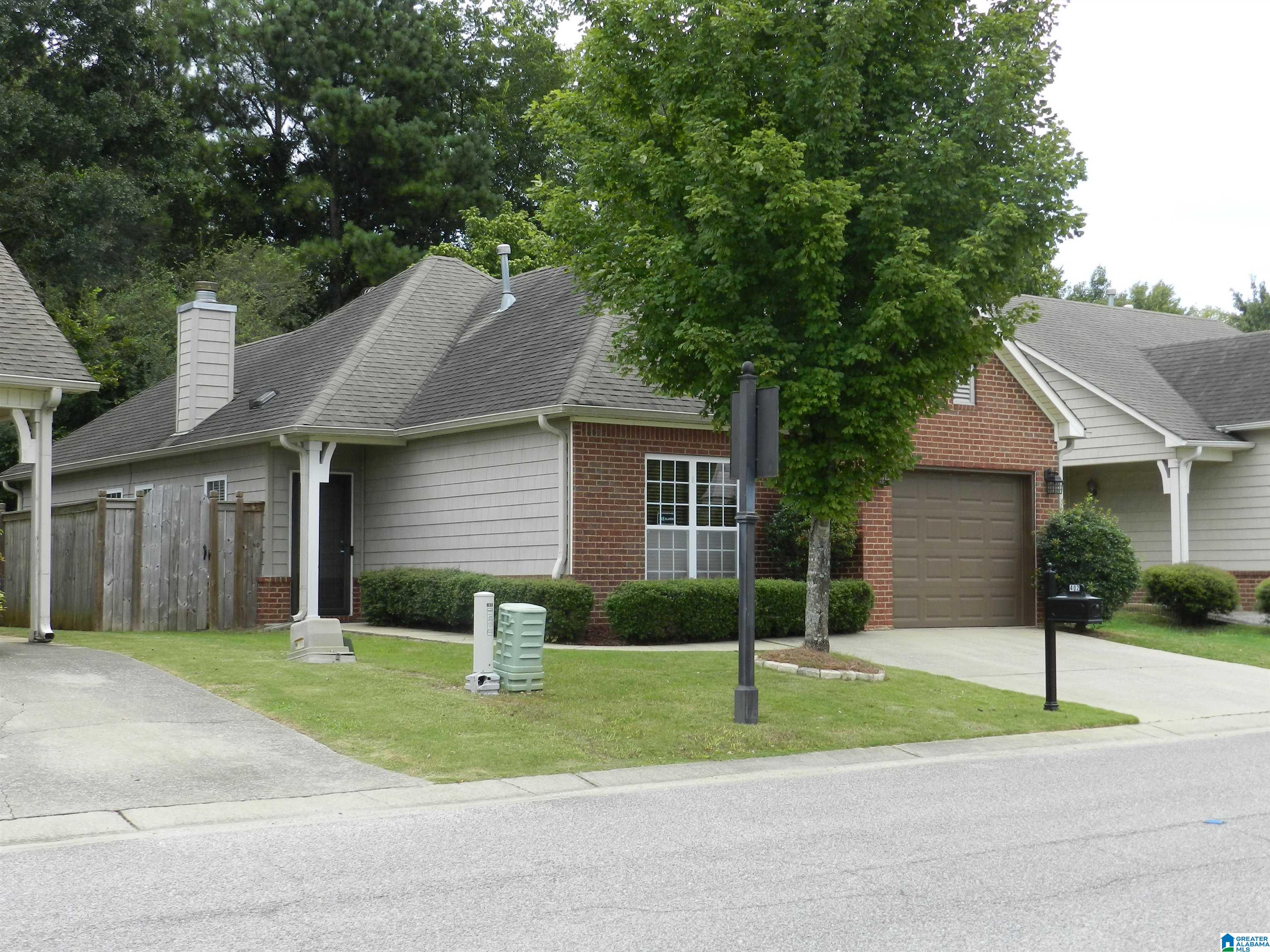 402 HOLLAND LAKES DRIVE N