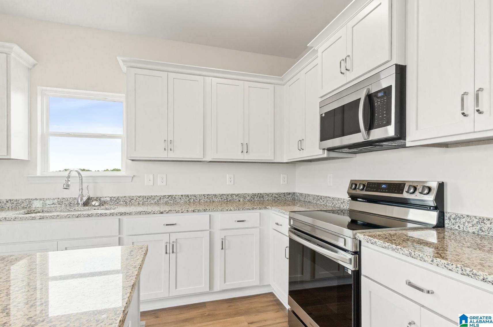 Homes for sale in Sterrett, AL | 126 Townmoor Lane, Sterrett, AL 35147 | MLS# 21430064