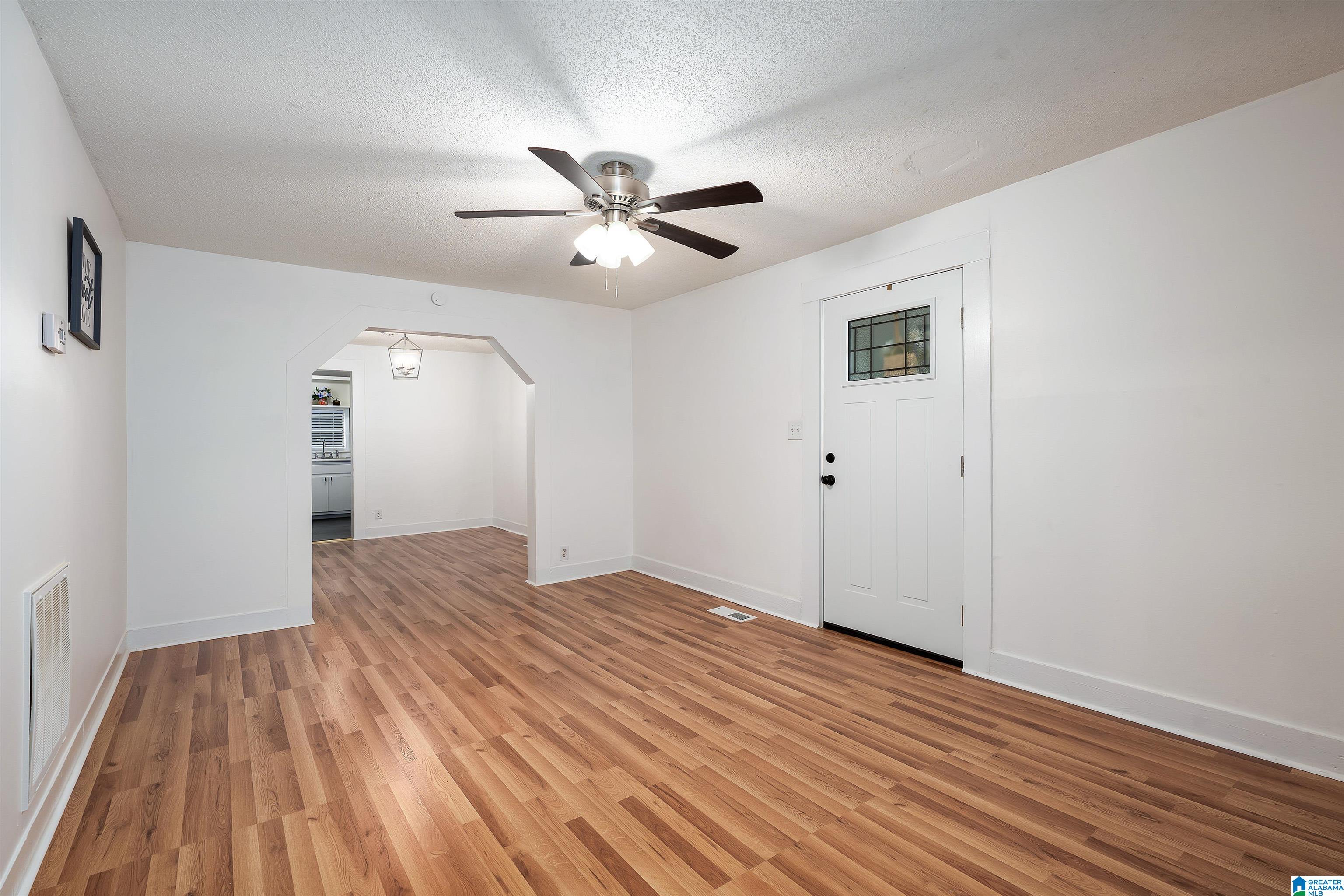 Homes for sale in Alabaster, AL | 732 4th Street Sw, Alabaster, AL 35007 | MLS# 21430083