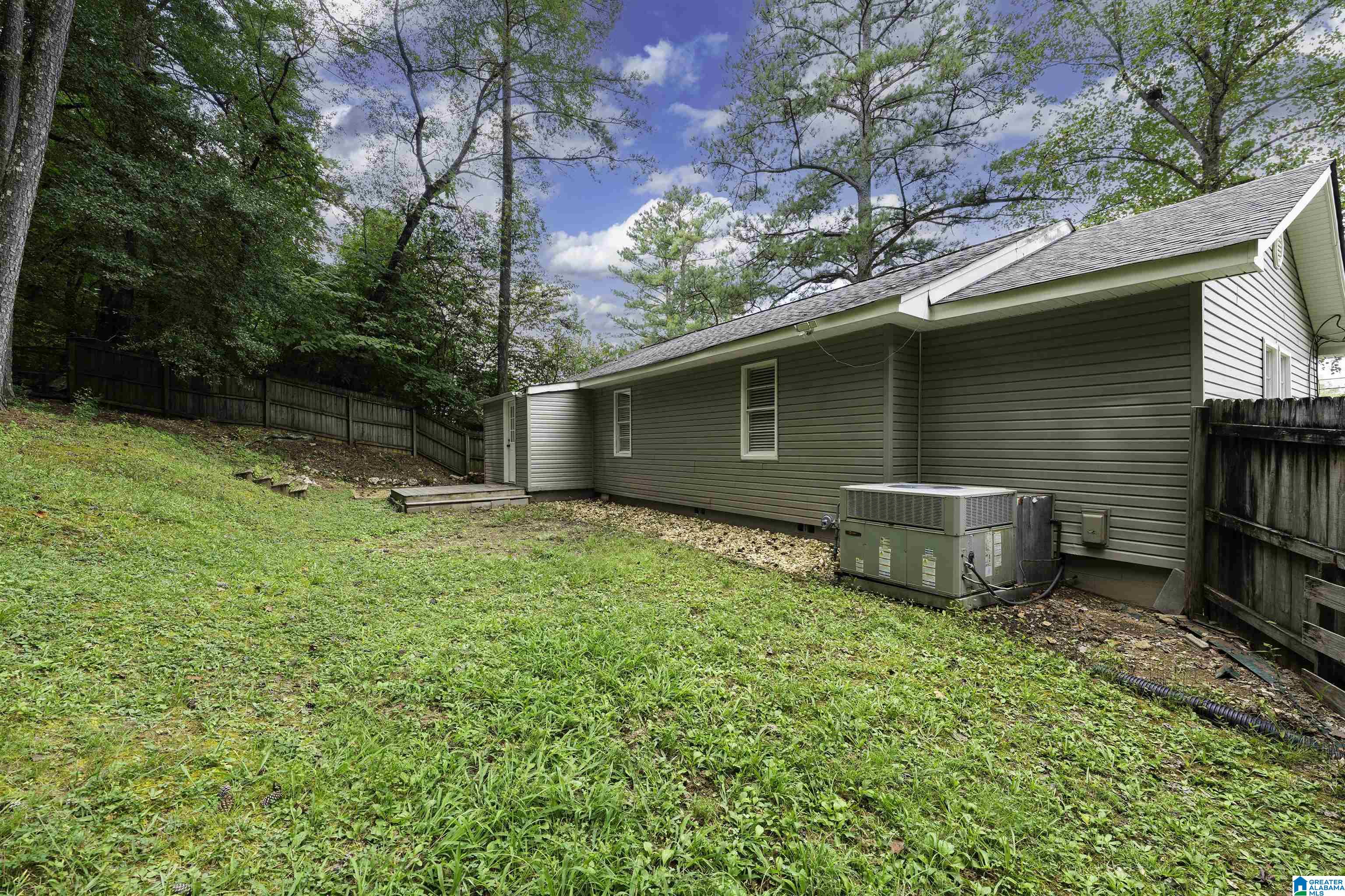 Homes for sale in Alabaster, AL | 732 4th Street Sw, Alabaster, AL 35007 | MLS# 21430083