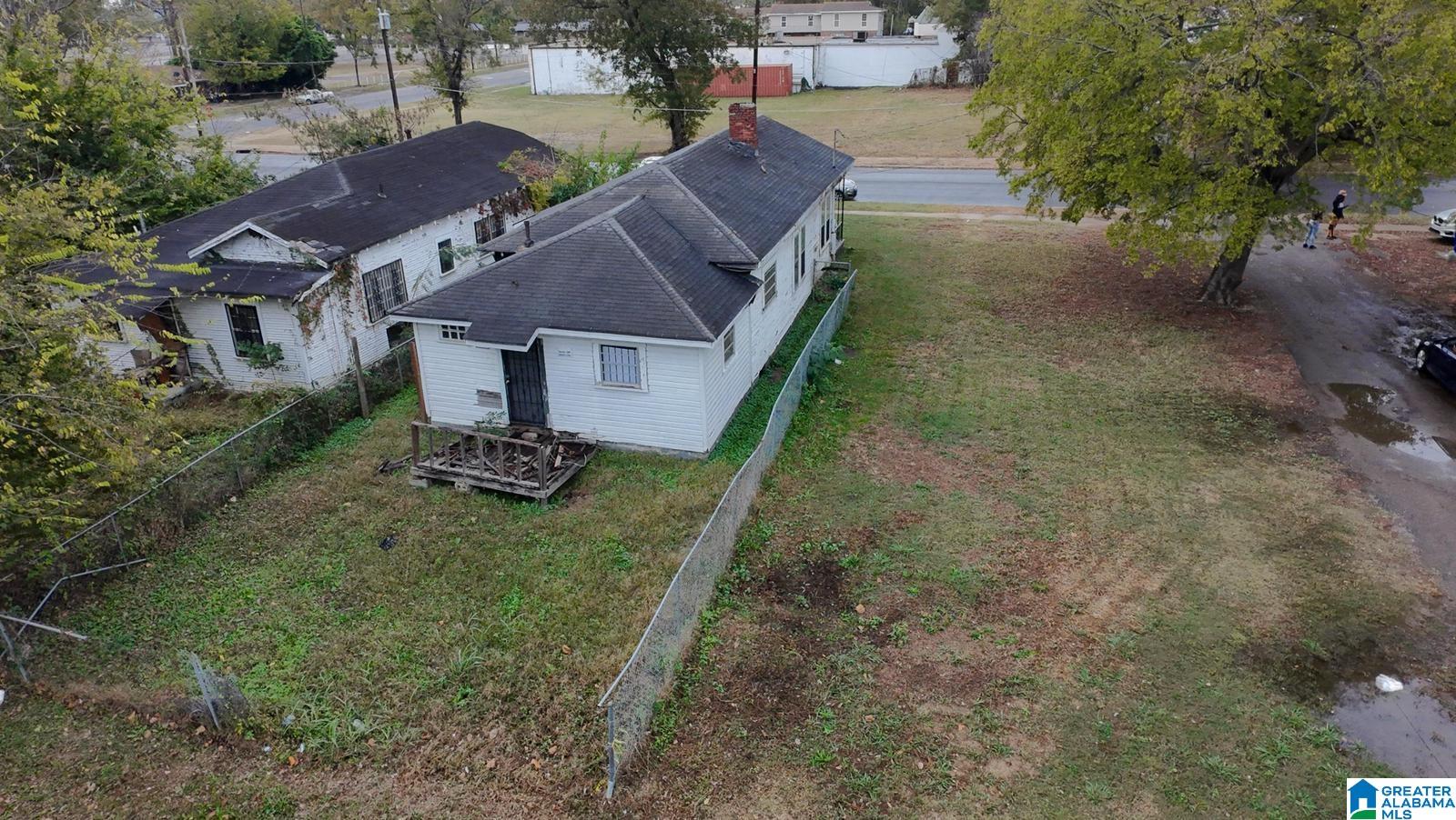 Photo 2 of Single family home for sale at 811 1st Street, Birmingham, AL 35204 | MLS# 21430243 | Listing updated on 2026-09-04