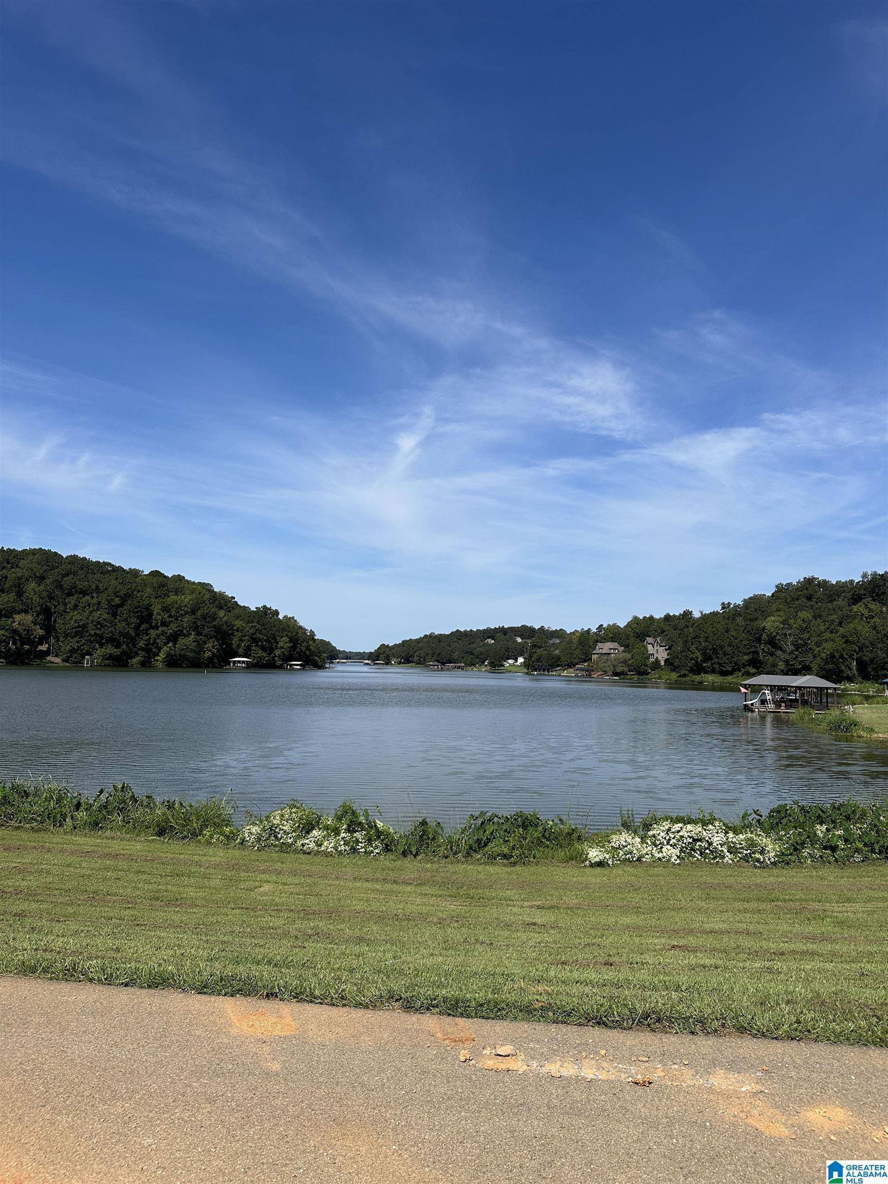 LAKE POINTE DRIVE