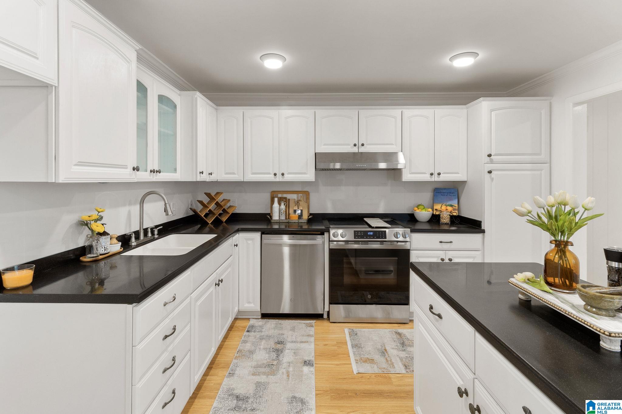 Homes for sale in Jasper, AL | 1604 S Primrose Lane, Jasper, AL 35503 | MLS# 21431385