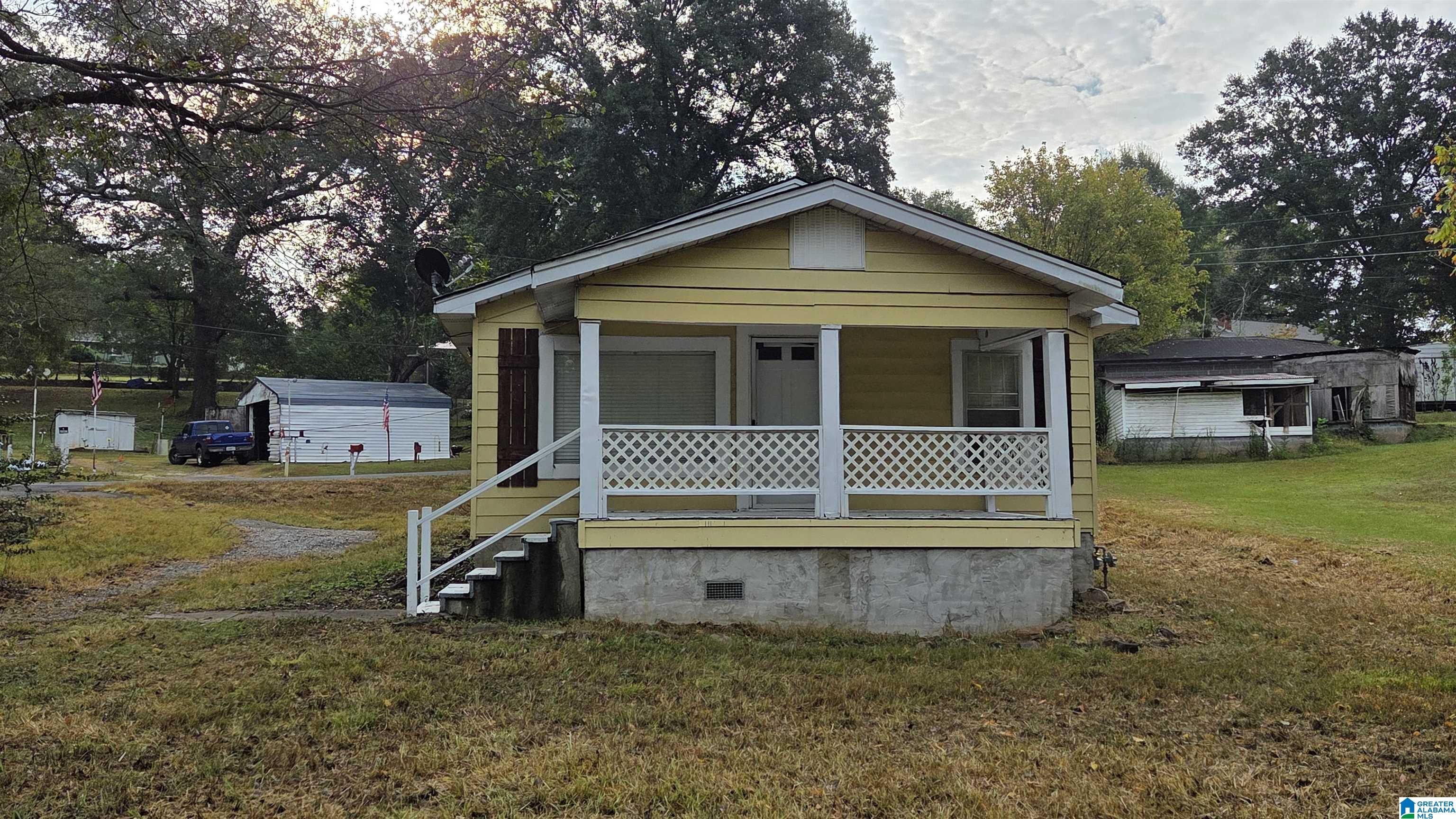 221 EASTERN VALLEY ROAD