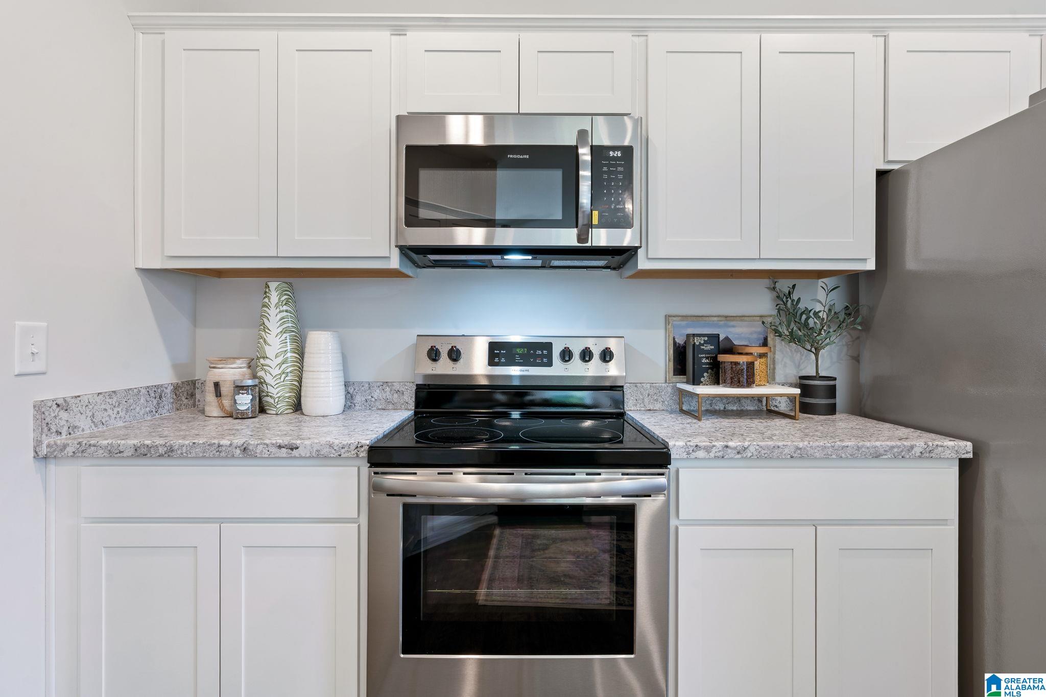 Homes for sale in Calera, AL | 649 Klynes Dr, Calera, AL 35040 | MLS# 21432103