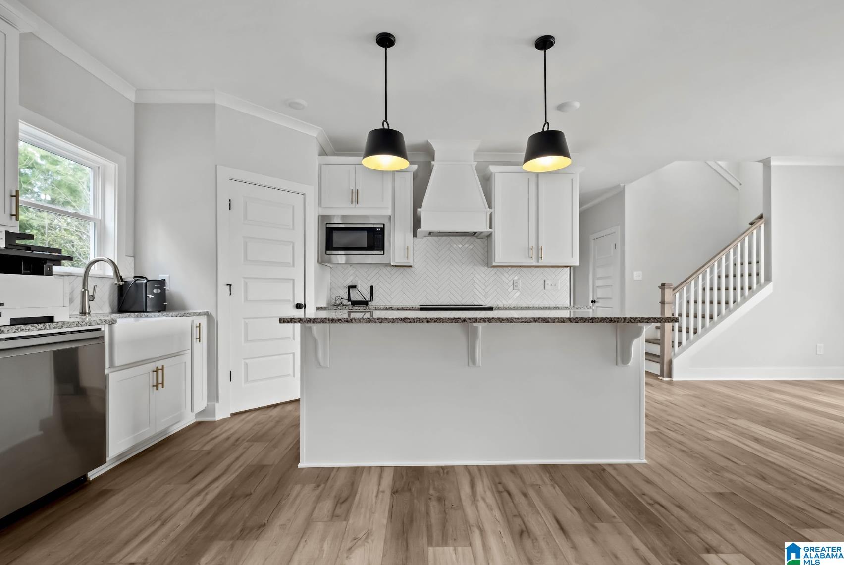 Homes for sale in Sterrett, AL | 117 Townmoor Lane, Sterrett, AL 35147 | MLS# 21432347