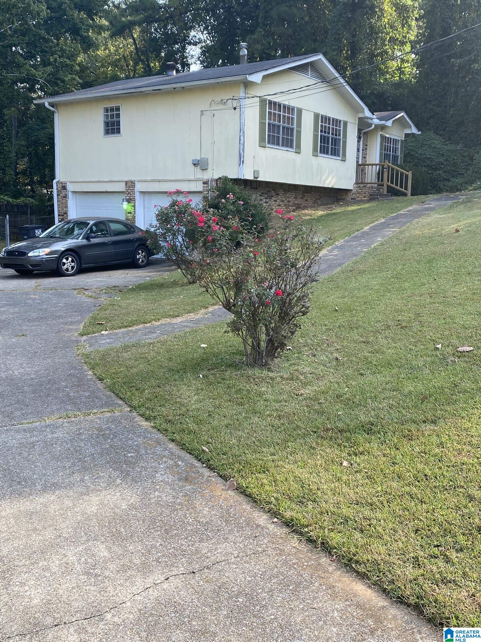 Homes for sale in Pinson, AL | 5052 Darlene Dr, Pinson, AL 35126 | MLS# 21432371