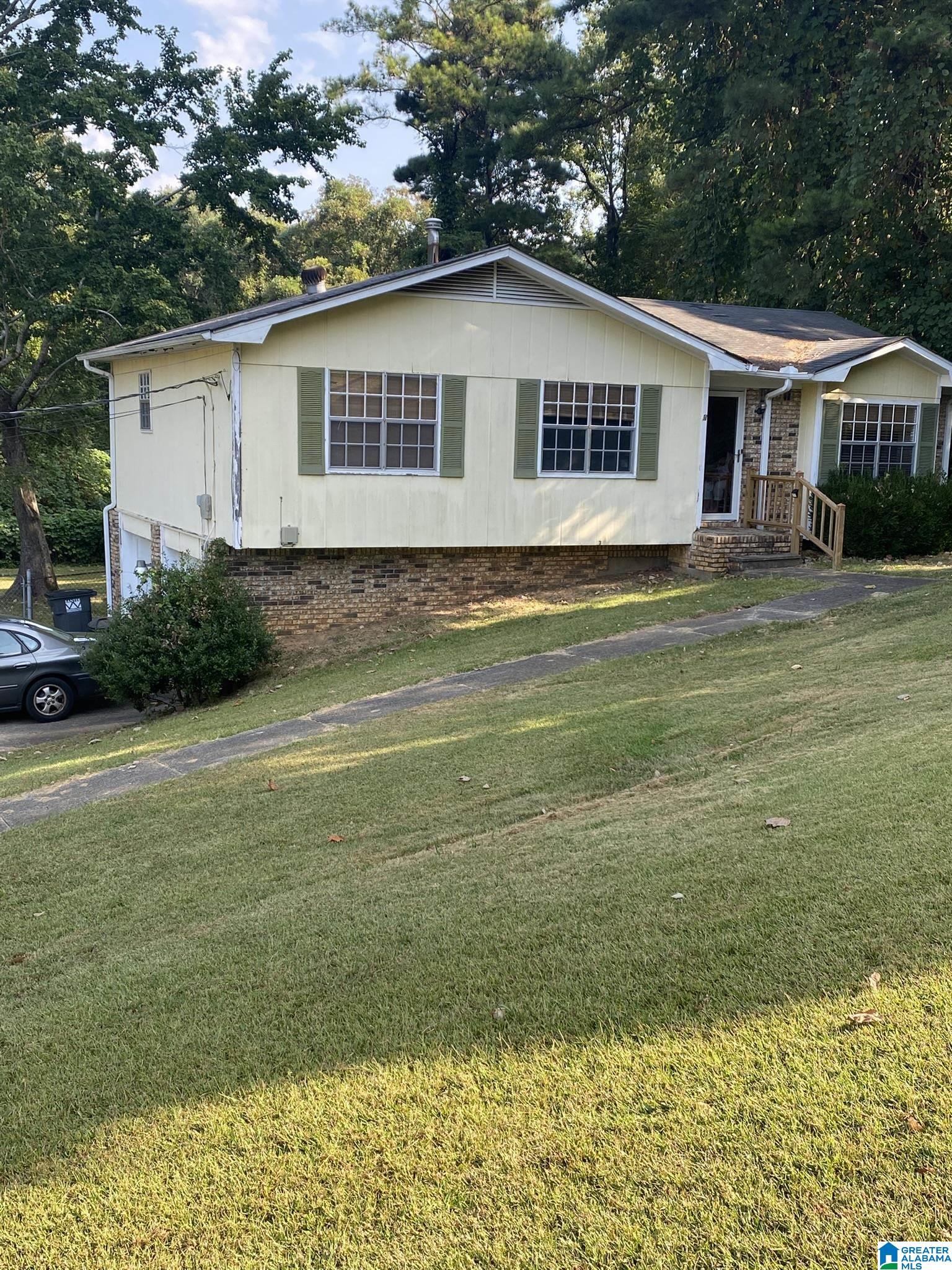 Homes for sale in Pinson, AL | 5052 Darlene Dr, Pinson, AL 35126 | MLS# 21432371