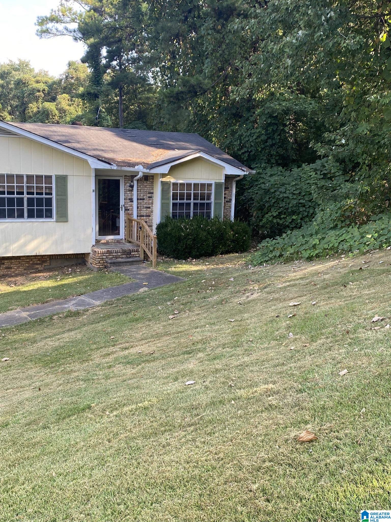 Homes for sale in Pinson, AL | 5052 Darlene Dr, Pinson, AL 35126 | MLS# 21432371