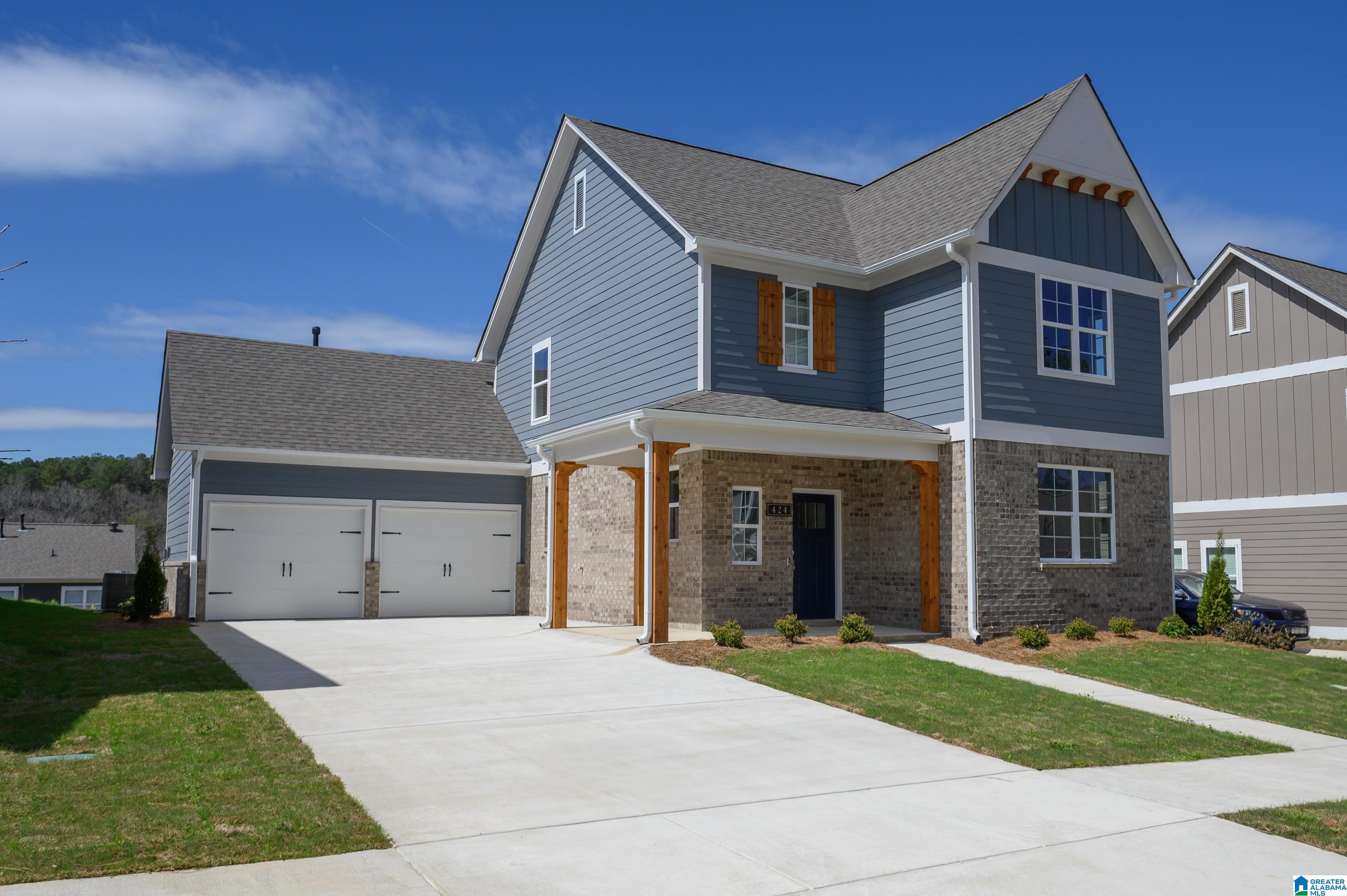 Photo 3 of Single family home for sale at 424 Wishford Cir, Helena, AL 35080 | MLS# 21432543 | Listing updated on 2026-09-19