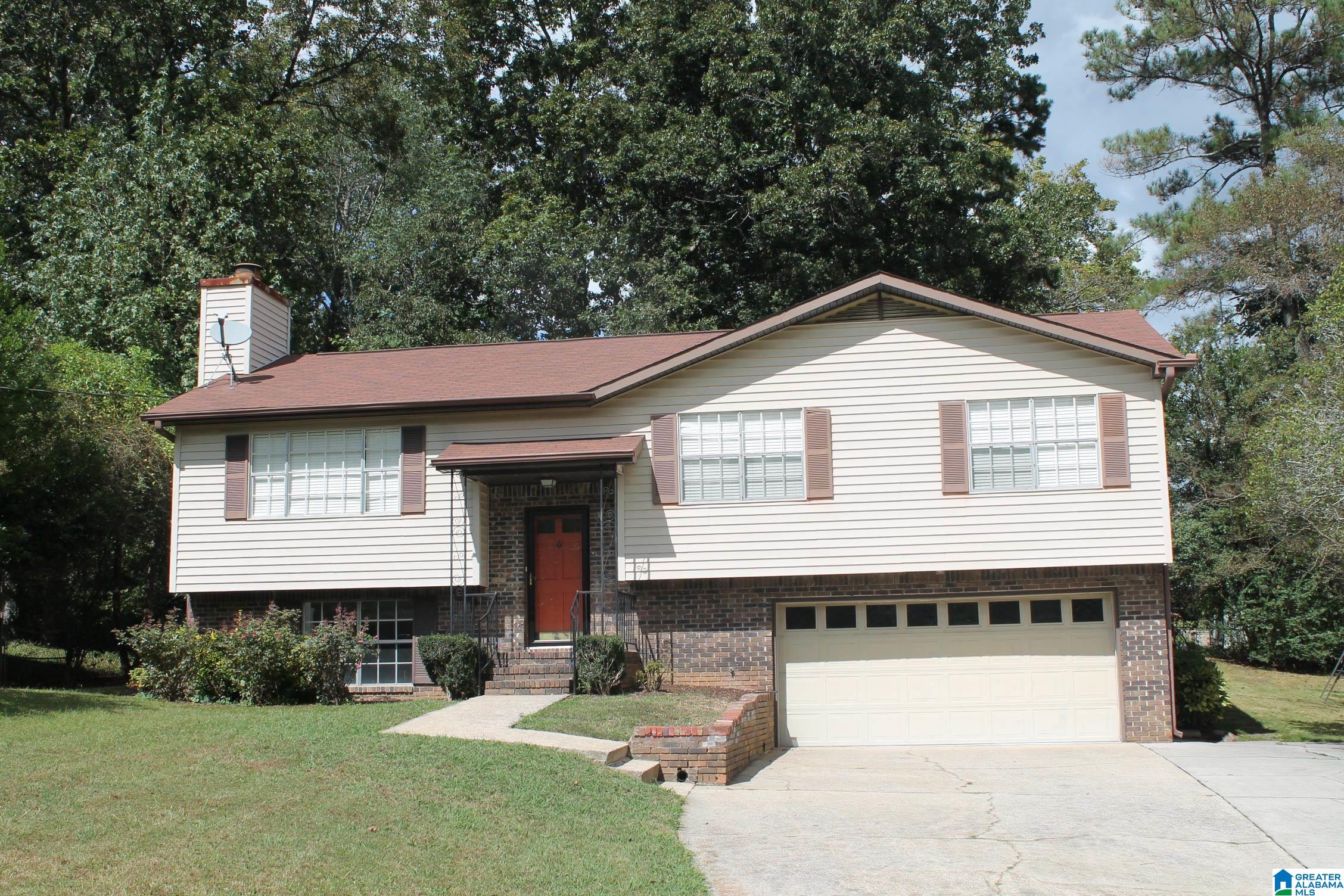 1212 SWEETWATER CIRCLE