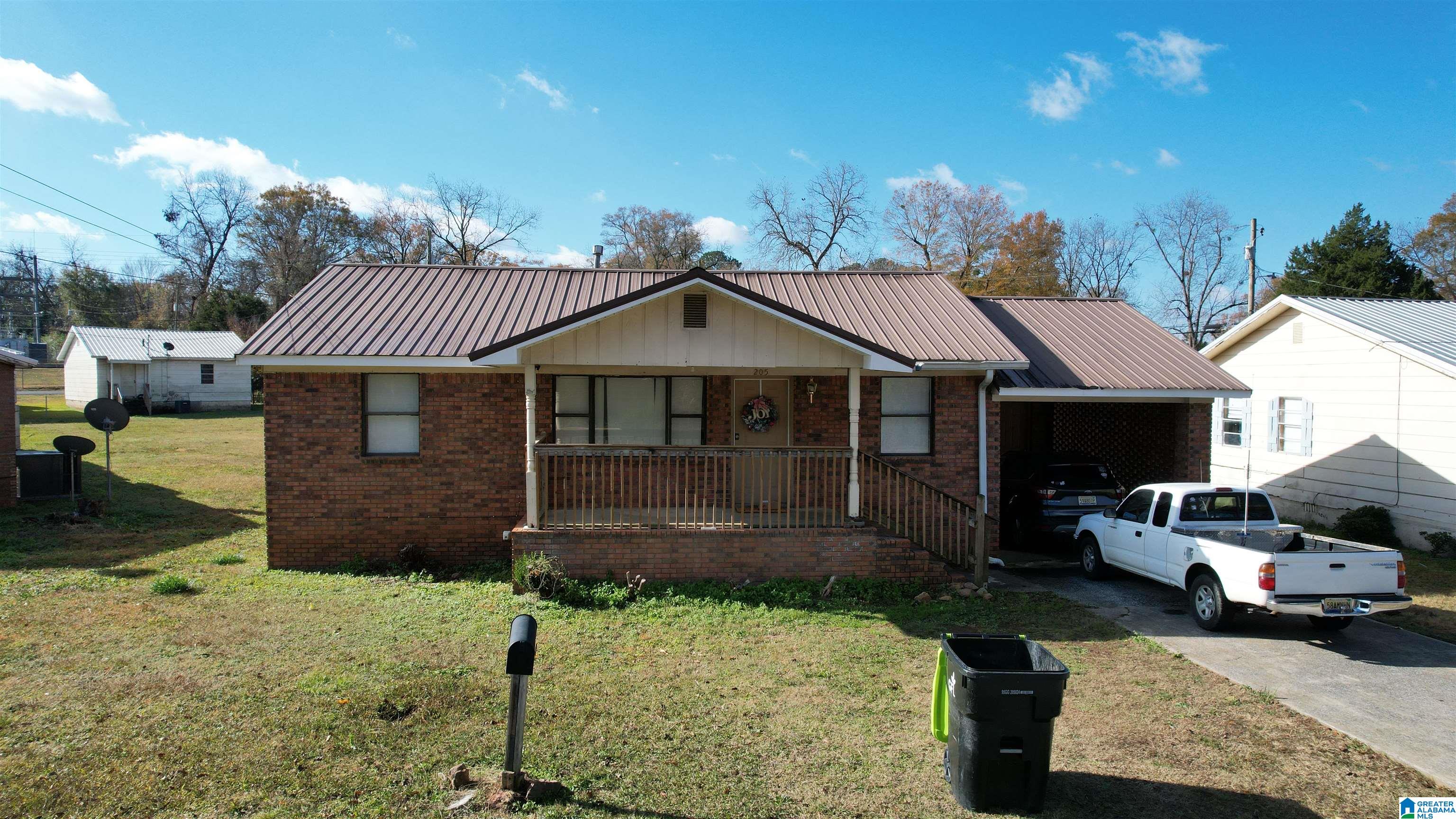 203 and 205 NOBLE ROAD