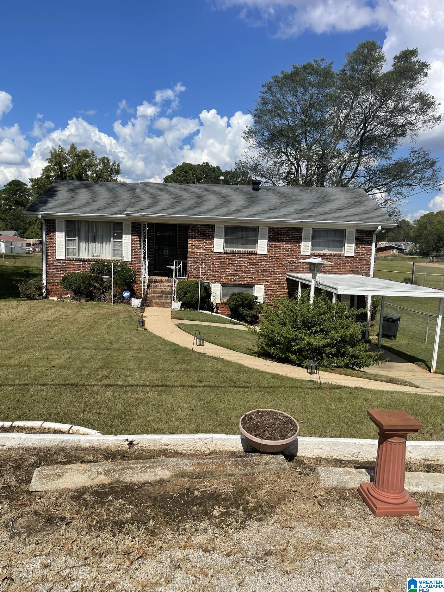 Homes for sale in Birmingham, AL | 1634 Mims Avenue, Birmingham, AL 35211 | MLS# 21432835