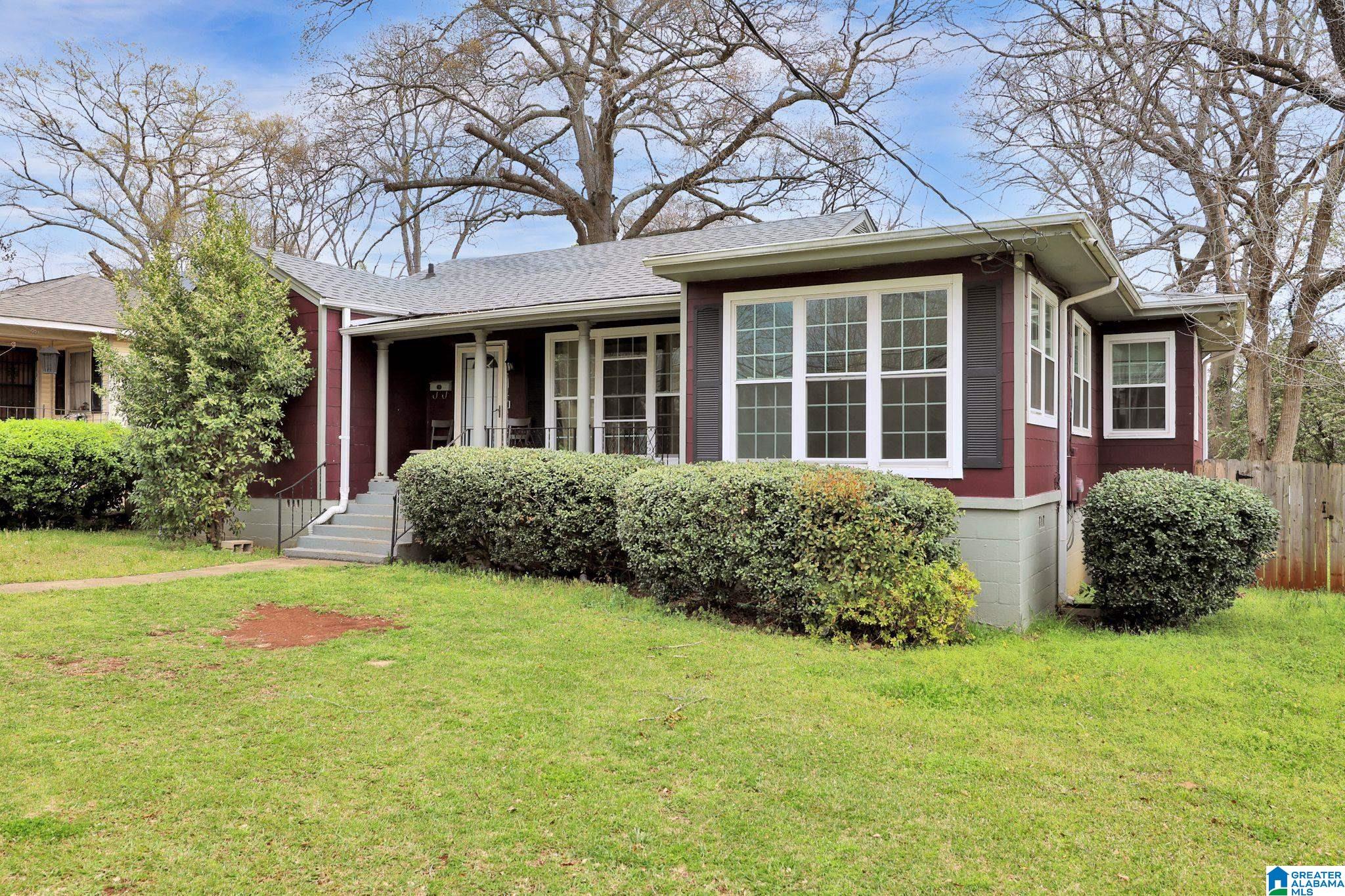 1235 18TH WAY SW