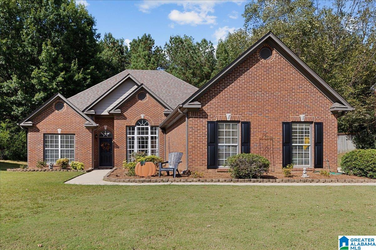 Photo 3 of Single family home for sale at 242 Dawns Way, Trussville, AL 35173 | MLS# 21433029 | Listing updated on 2026-03-09