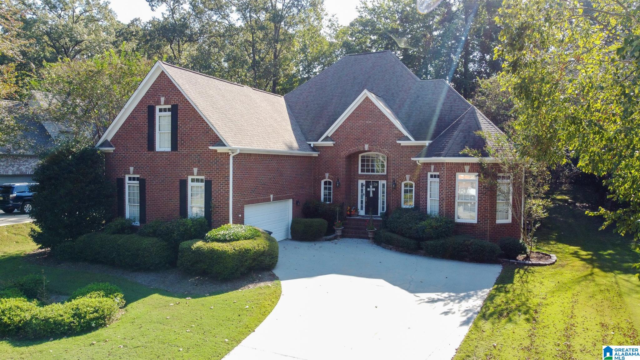 1030 HERMITAGE CIRCLE