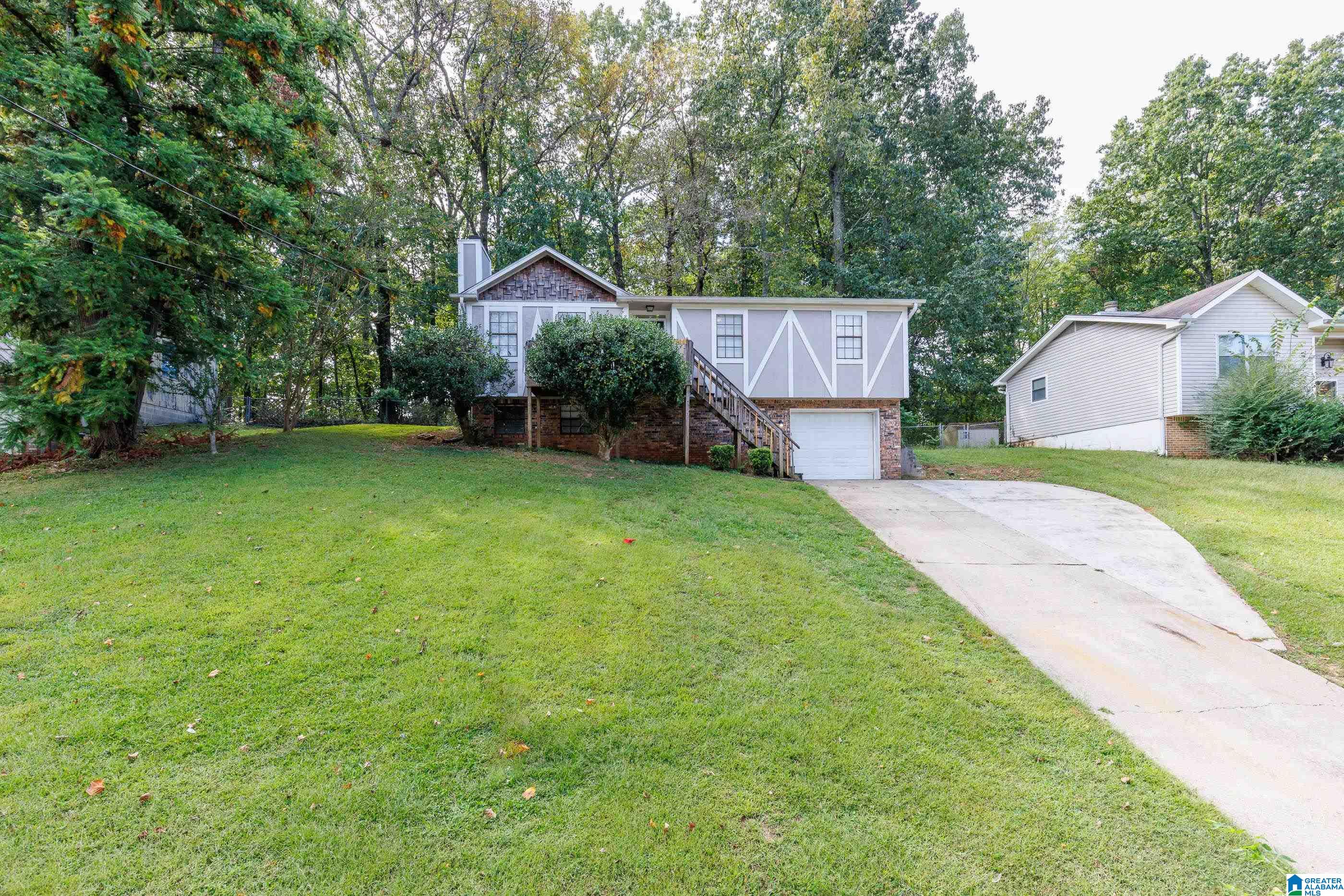 1st image of 3135 Sleepy Hollow Dr, Birmingham, AL 35215 | MLS# 21433284