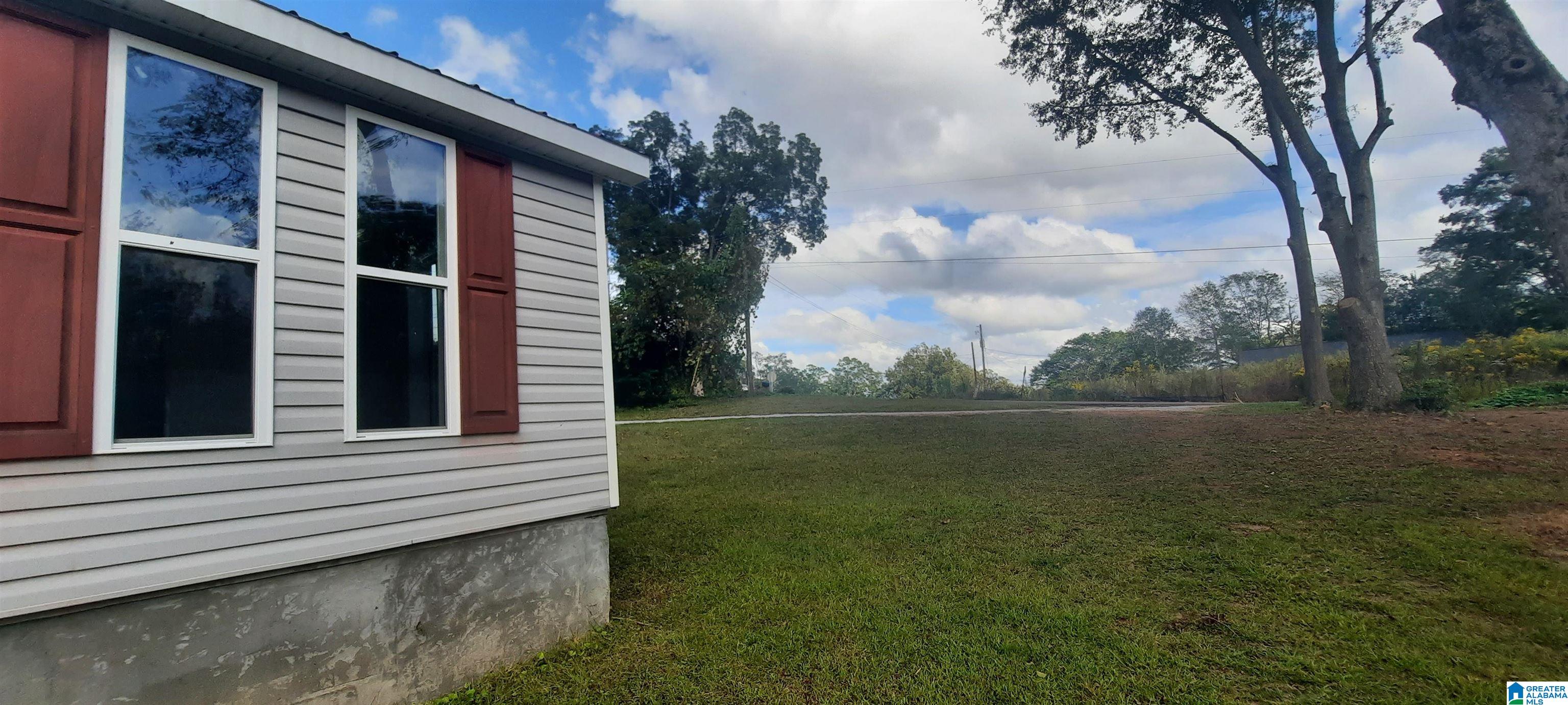 Homes for sale in Wedowee, AL | 26 Sw 5Th Street, Wedowee, AL 36278 | MLS# 21433432