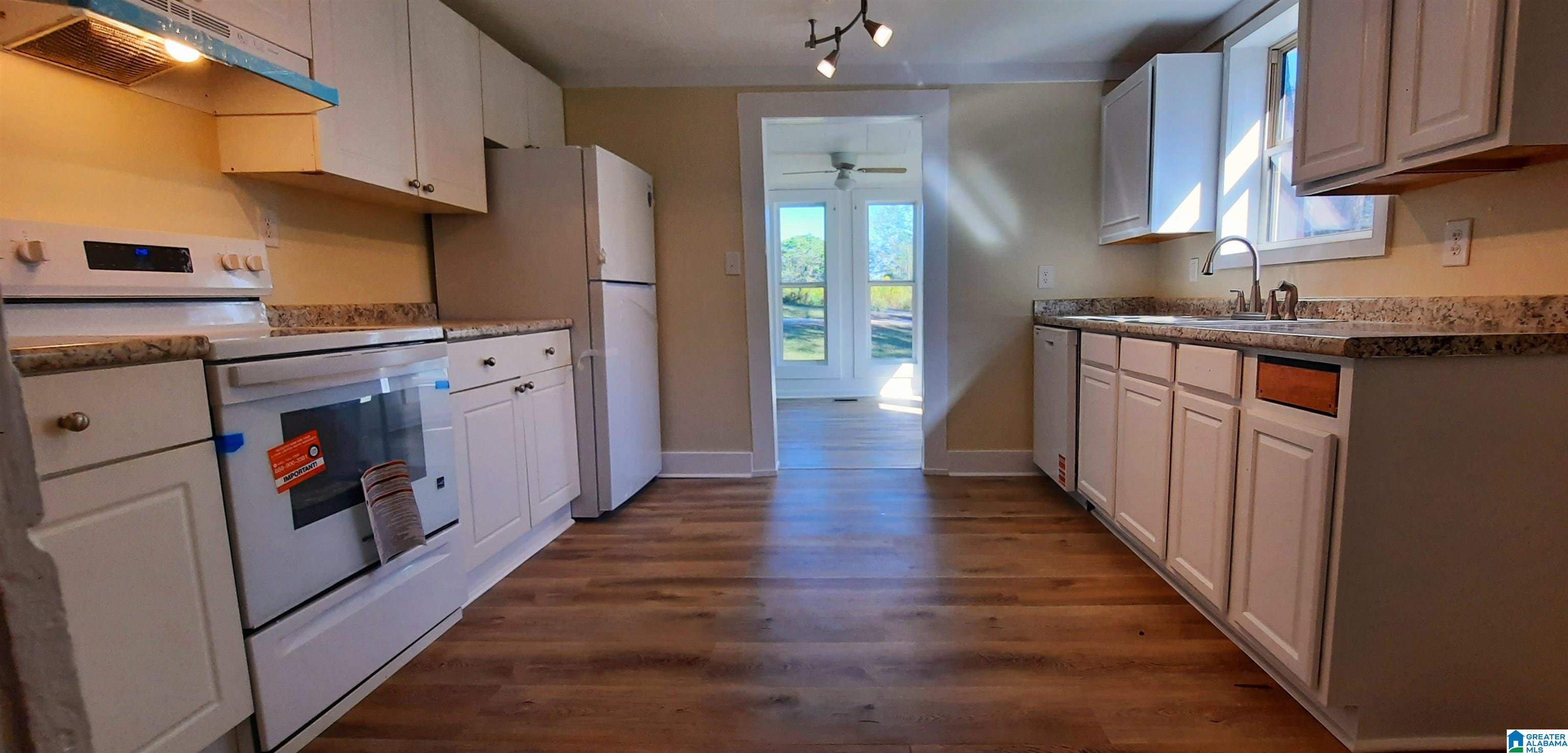 Homes for sale in Wedowee, AL | 26 Sw 5Th Street, Wedowee, AL 36278 | MLS# 21433432