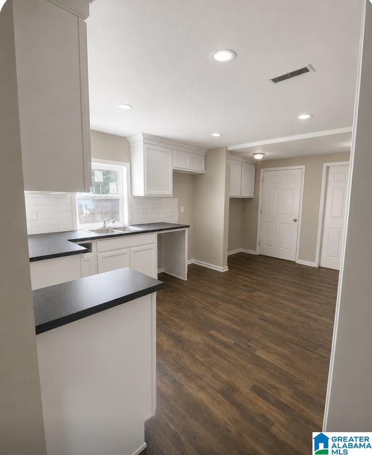 Photo 4 of Single family home for sale at 2928 6Th Avenue N, Bessemer, AL 35020 | MLS# 21433442 | Listing updated on 2026-06-17