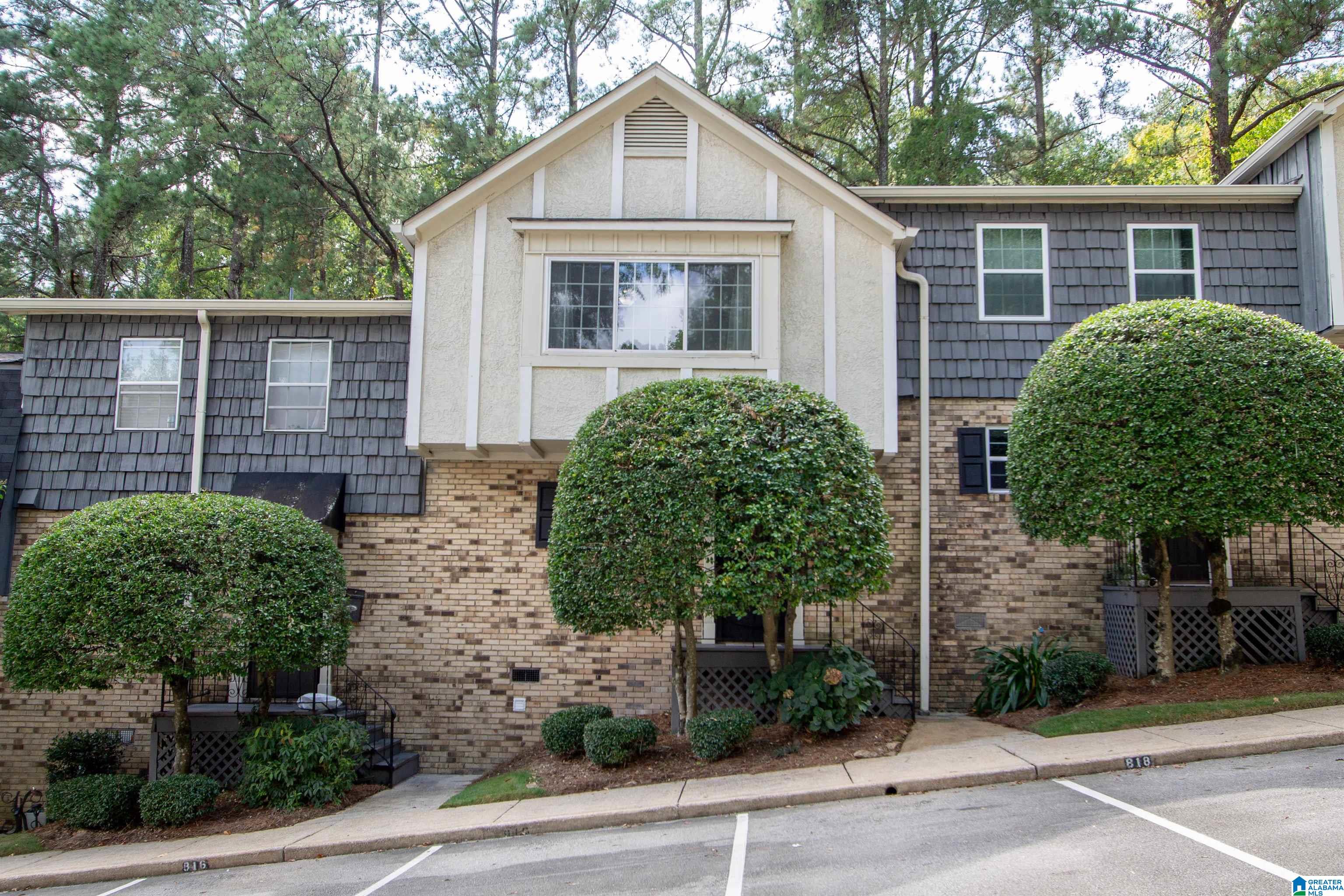 818 VESTAVIA VILLA COURT
