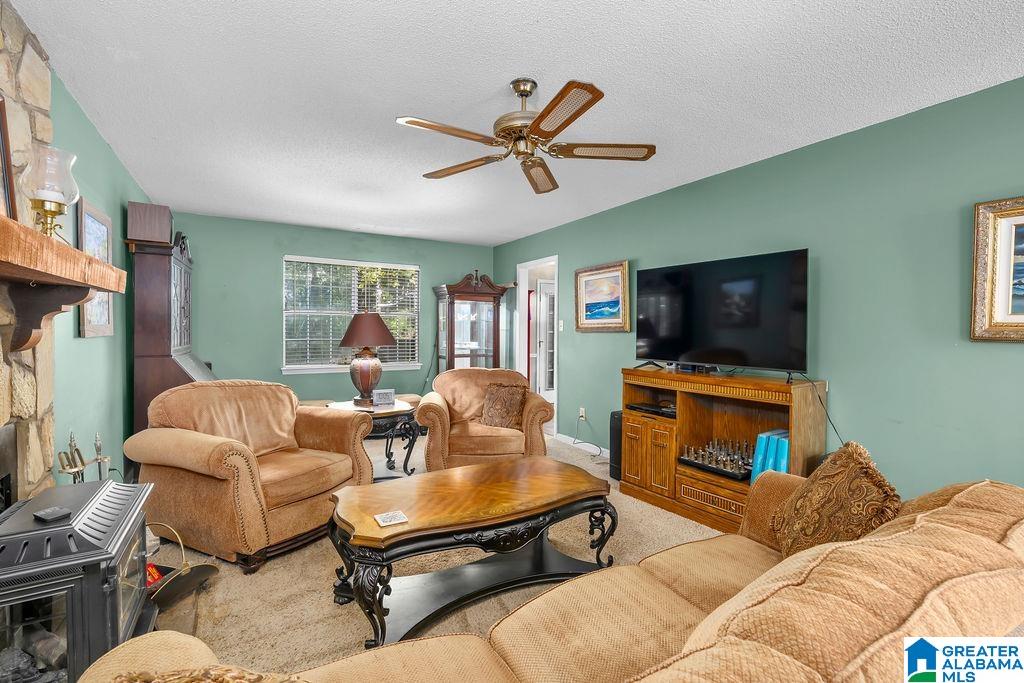 Photo 3 of Single family home for sale at 1798 Reed Rd Ne, Center Point, AL 35215 | MLS# 21434381 | Listing updated on 2026-04-13