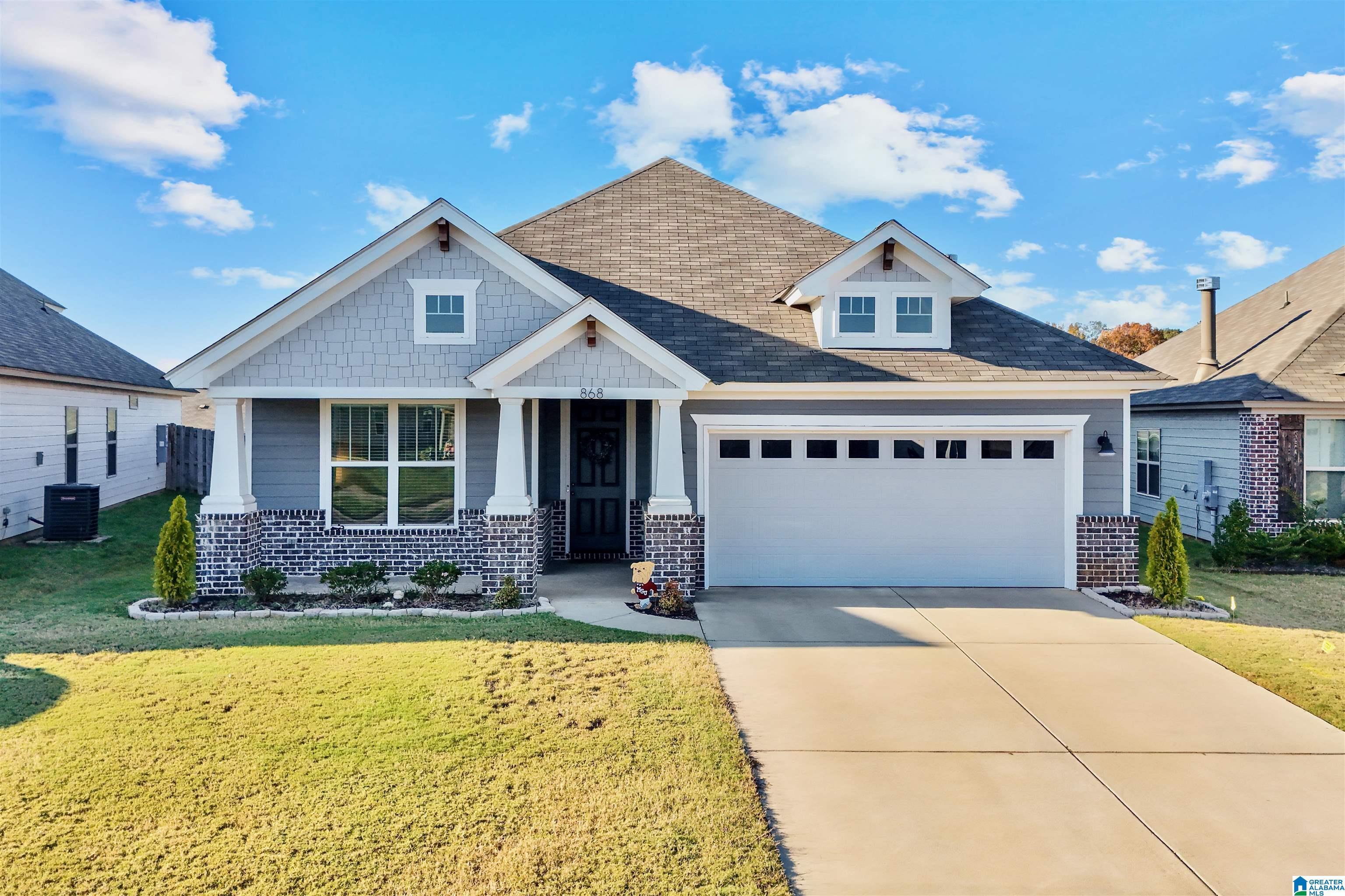 868 HEDGEFIELD WAY