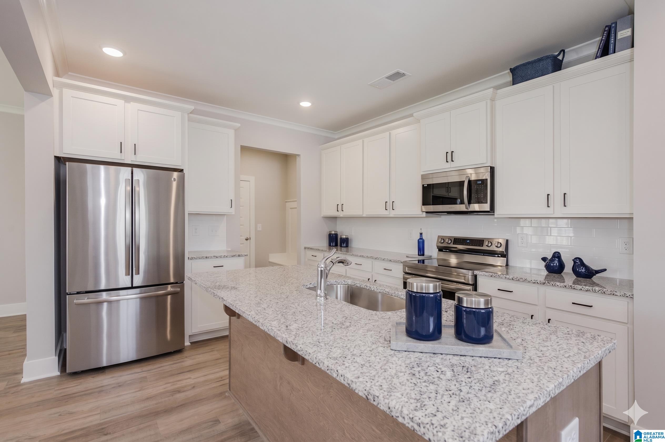 3rd image of 2004 Wohali Dr, Leeds, AL 35094 | MLS# 21434747