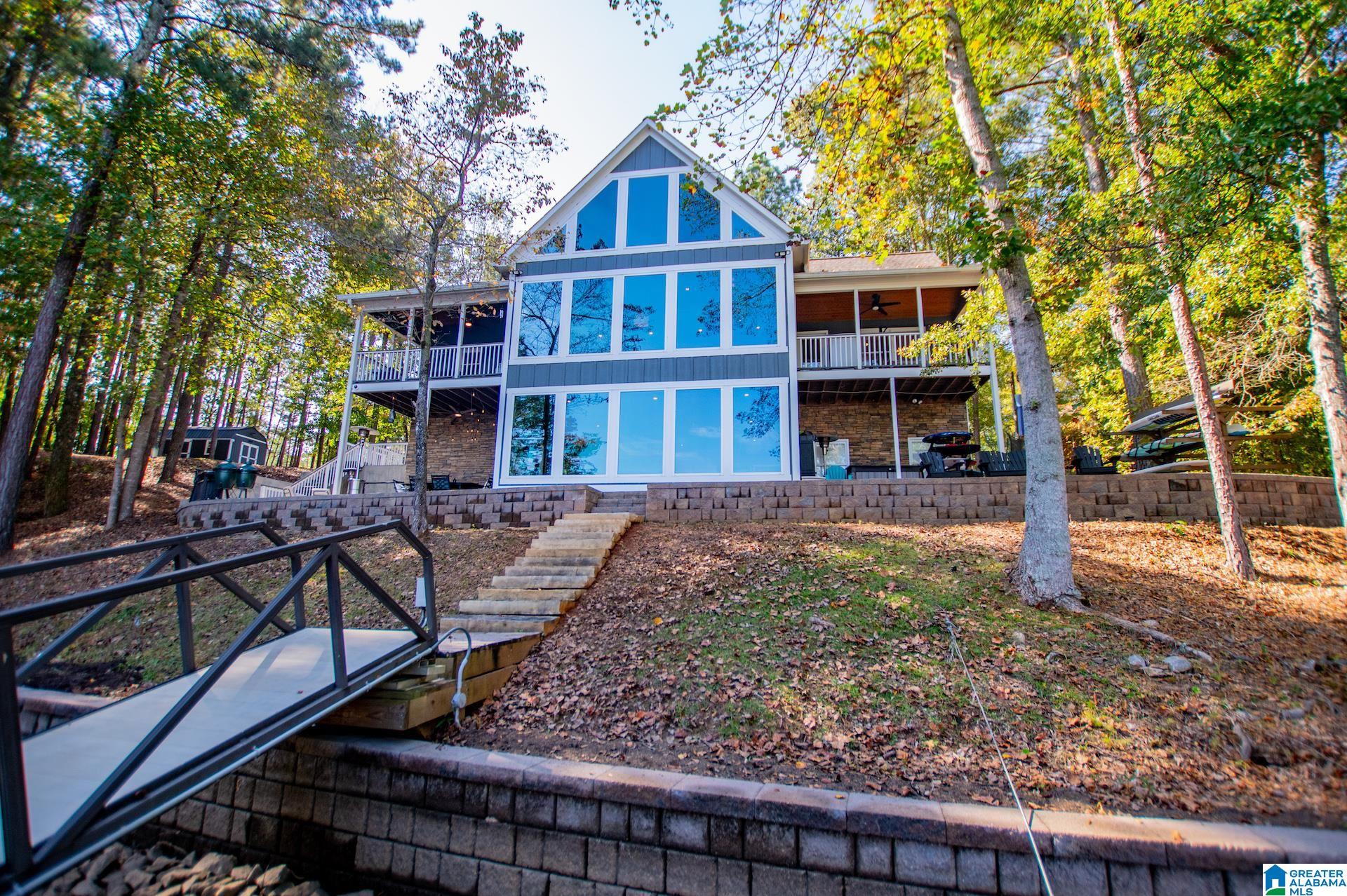 Homes for sale in Wedowee, AL | 3142 Crescent Crest Dr, Wedowee, AL 36278 | MLS# 21434987