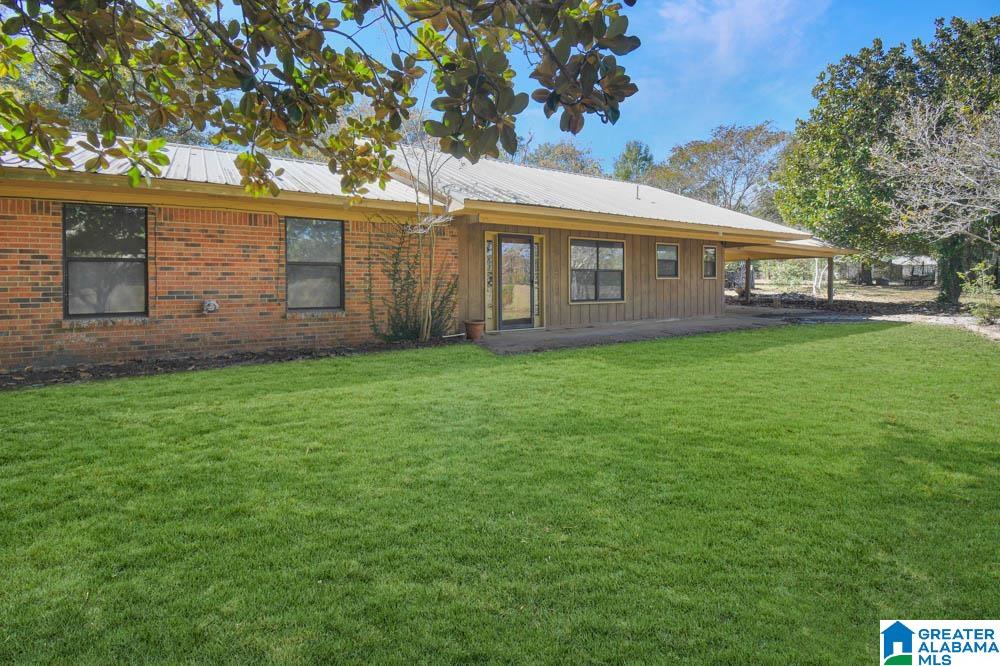 4th image of 390 County Road 423, Clanton, AL 35045 | MLS# 21435093
