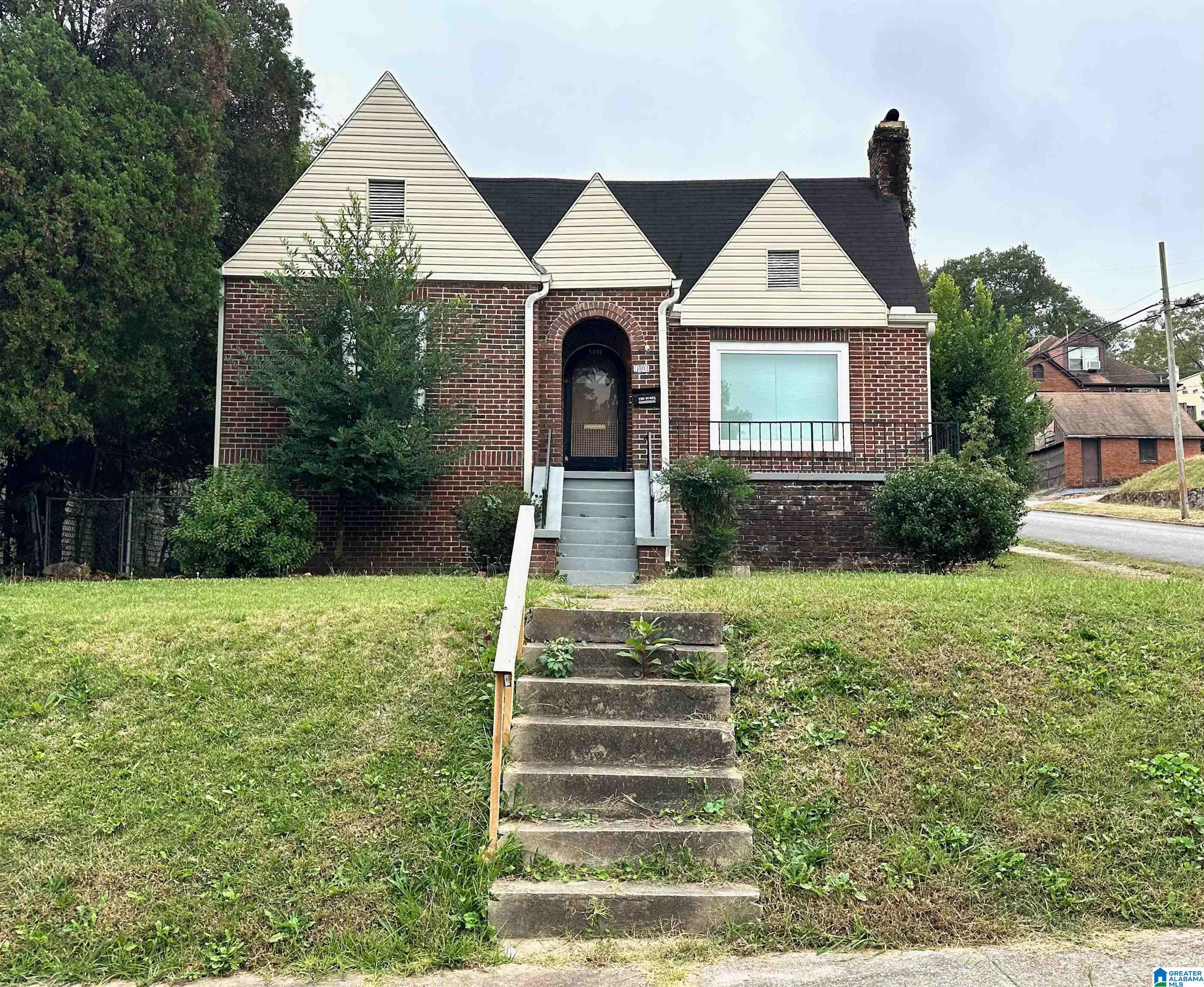 1401 43RD STREET