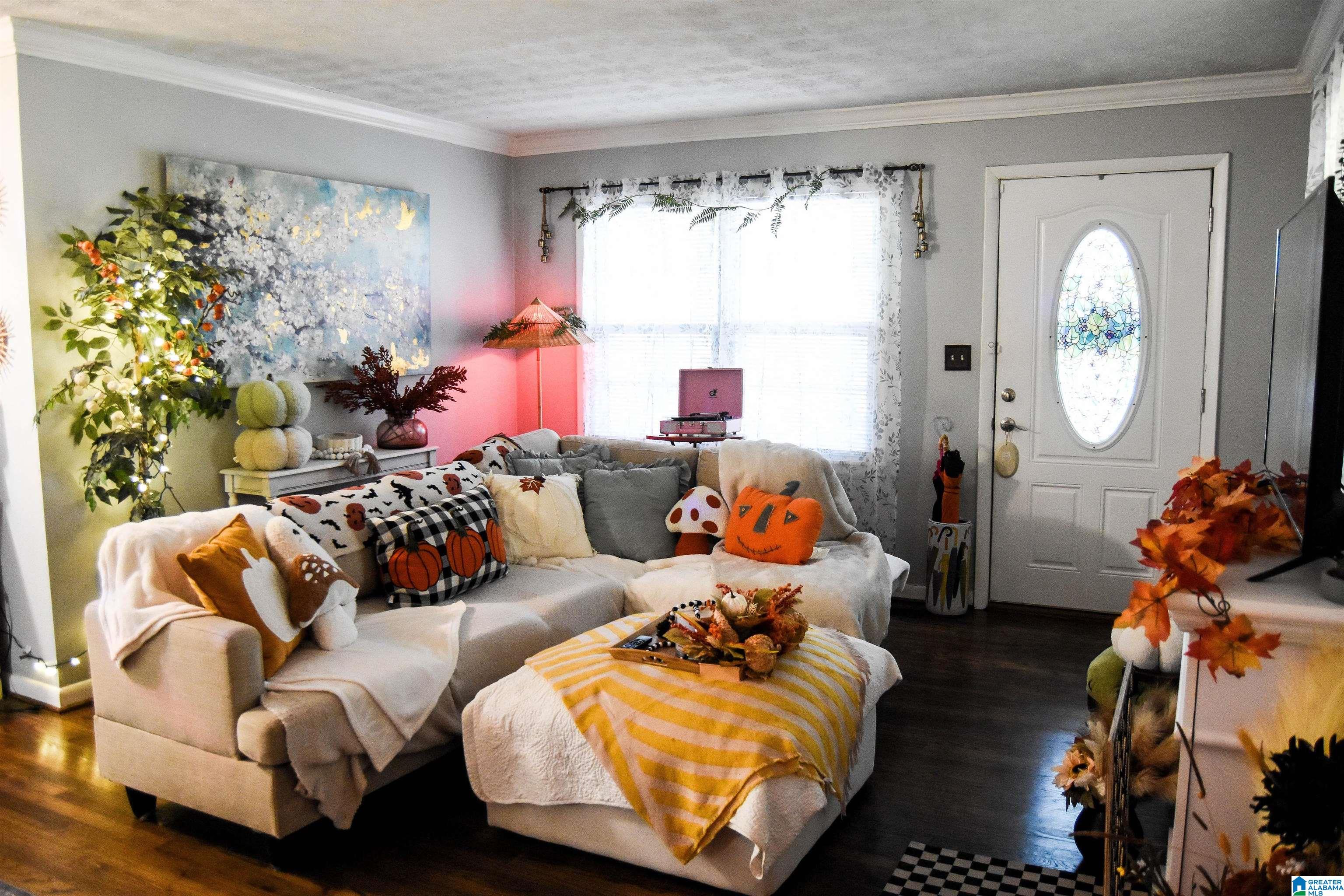 Homes for sale in Weaver, AL | 1215 Oakdale Circle, Weaver, AL 36277 | MLS# 21435331