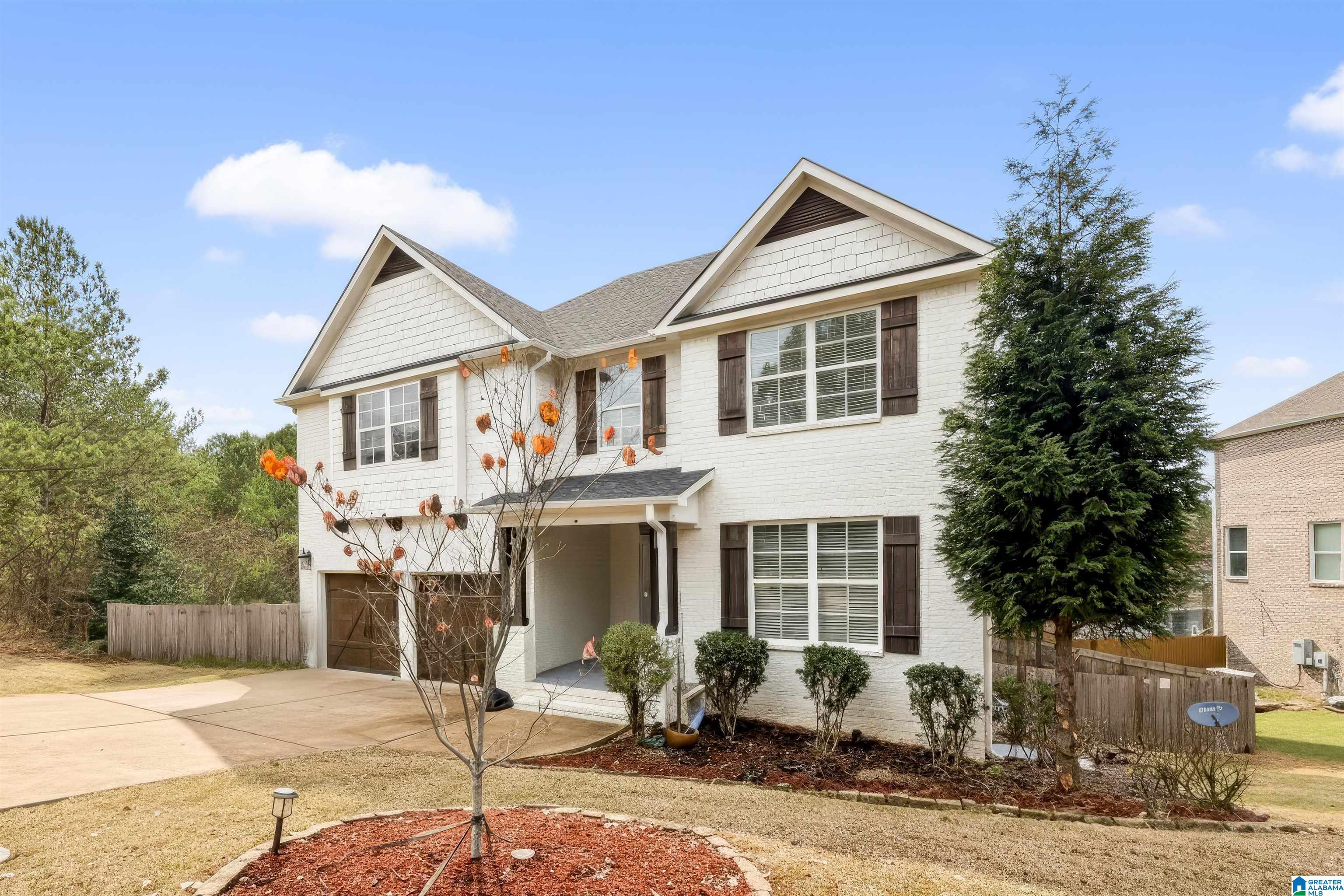 Homes for sale in Hoover, AL | 1587 Lake Cyrus Club Dr, Hoover, AL 35244 | MLS# 21435641