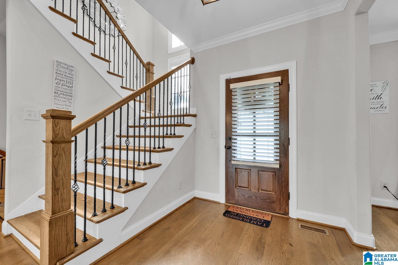 Photo 3 of Single family home for sale at 7654 Barclay Terrace, Trussville, AL 35173 | MLS# 21435718 | Listing updated on 2026-04-07
